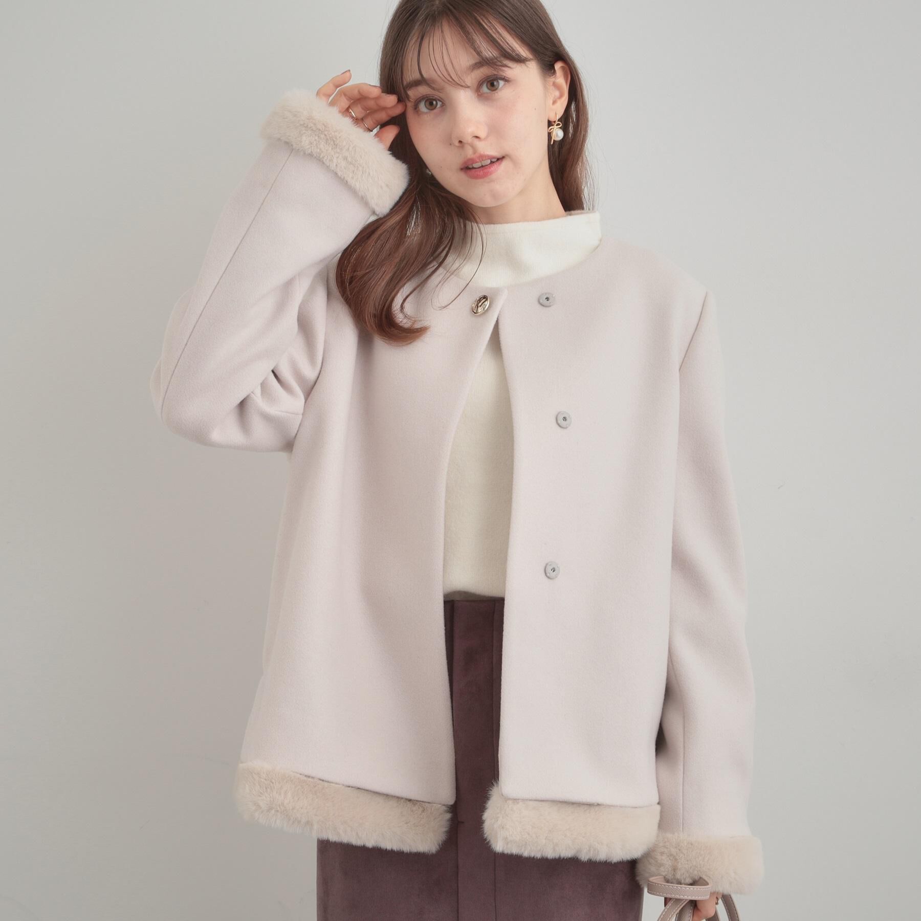 Couture broach「【大人レディ・フェイクファー取り外し可能】ケープ風ショートコート」|ノーカラーコート|