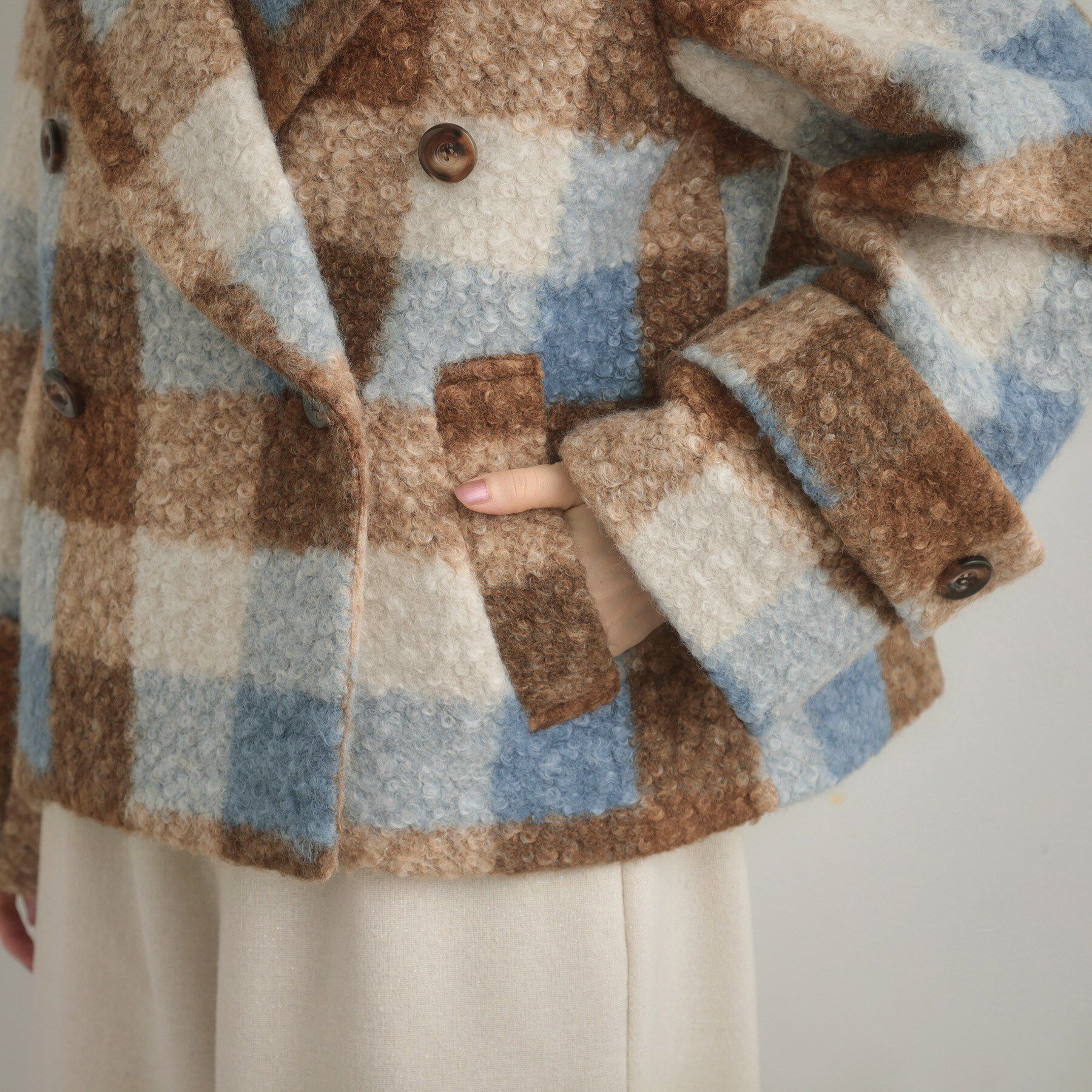 Couture broach「【S-LL/無地・チェック柄】プードルボア ショートコート」|ピーコート|