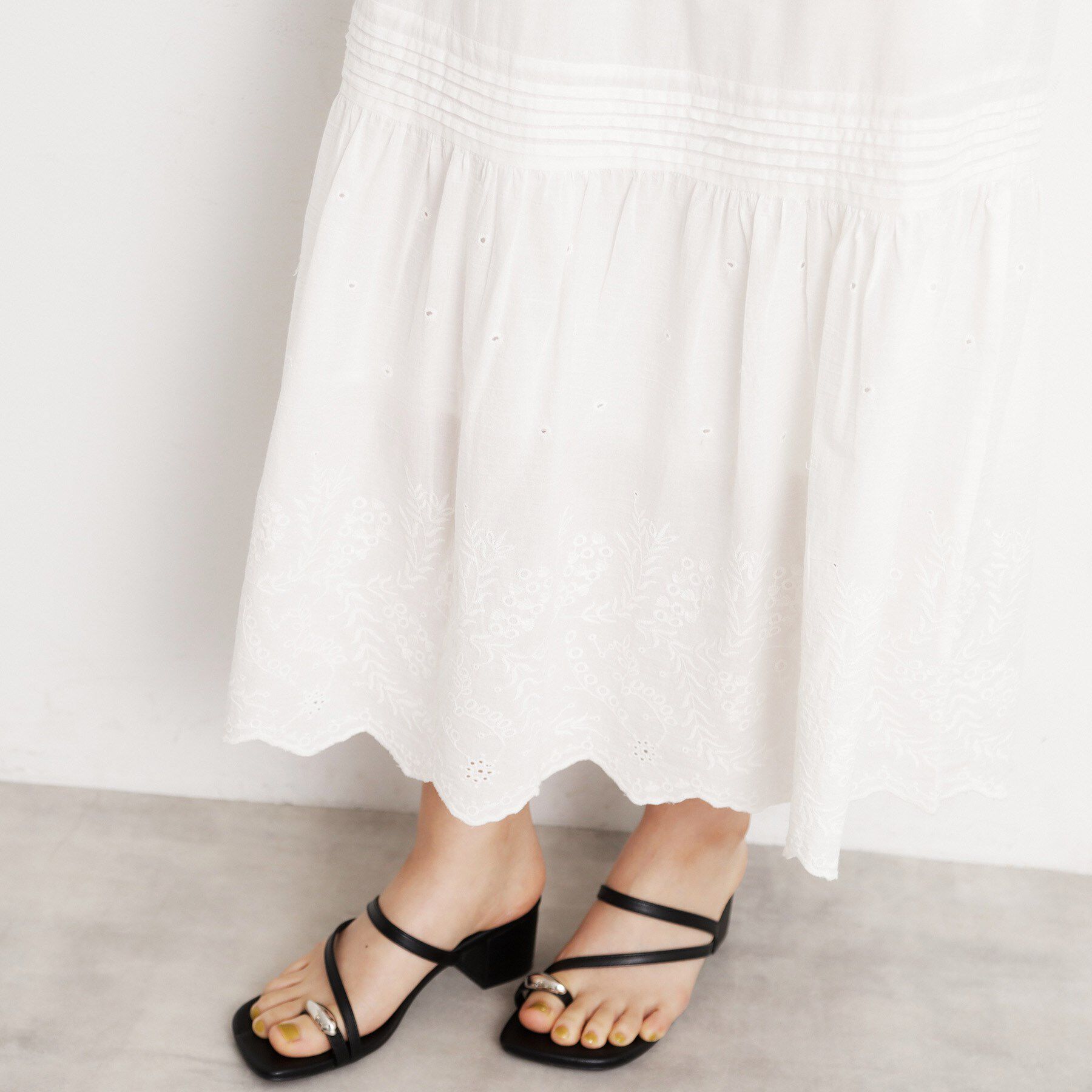 THE SHOP TK「スカラップ刺繍スカート【洗濯機OK】」|スカート|