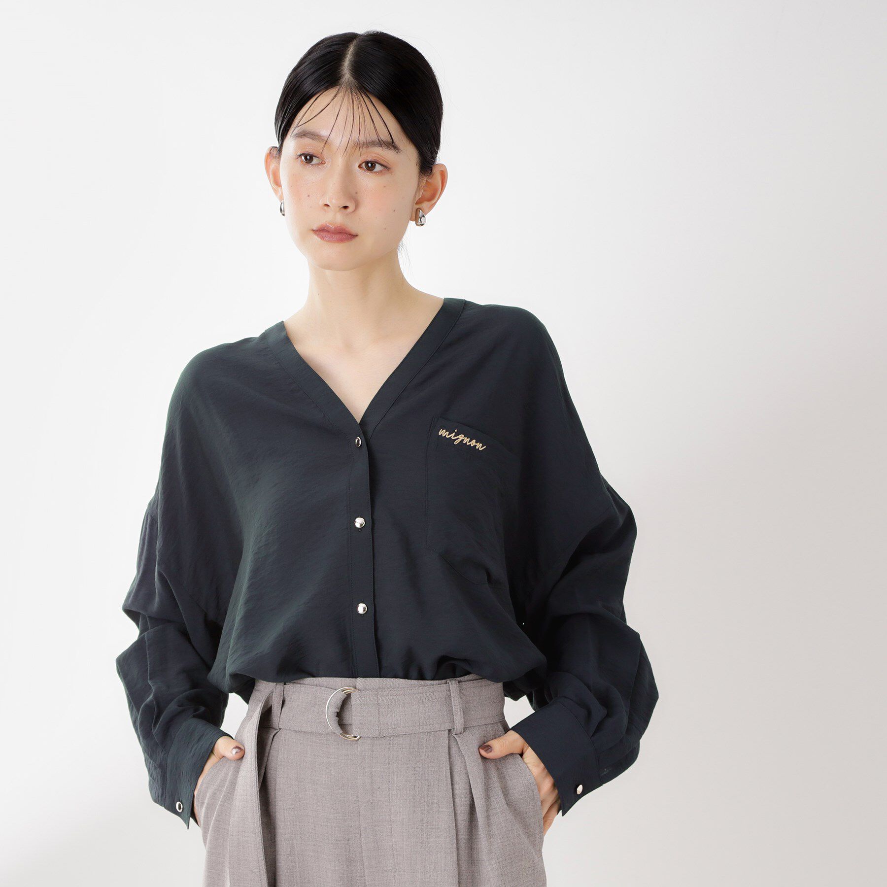 THE SHOP TK「刺繍ポケットオーバーシャツ【体型カバー/洗濯機OK】」|シャツ・ブラウス|ネイビー(094)