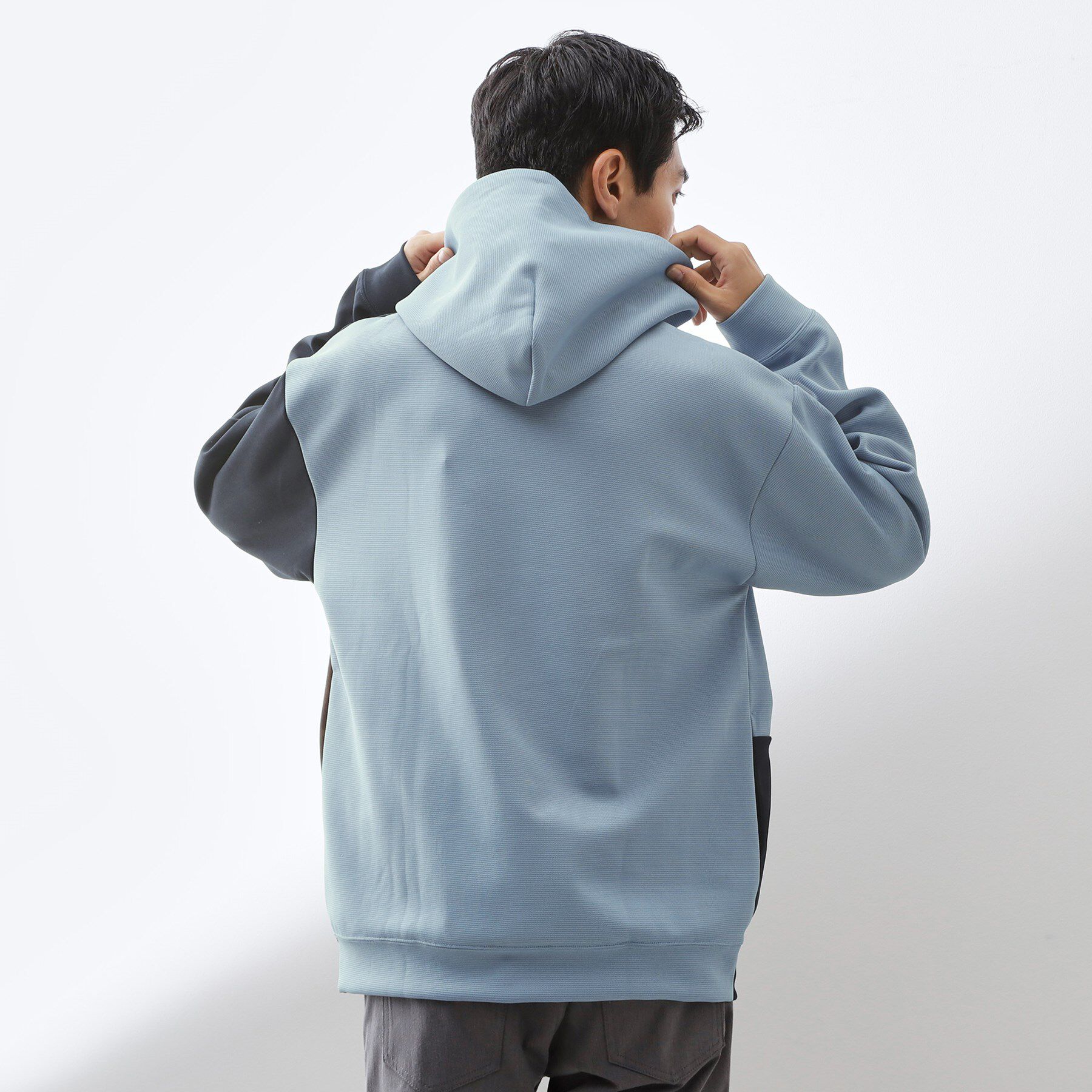 THE SHOP TK「【一枚で着映える】ポンチブロッキングパーカ 洗濯機OK」|パーカー|