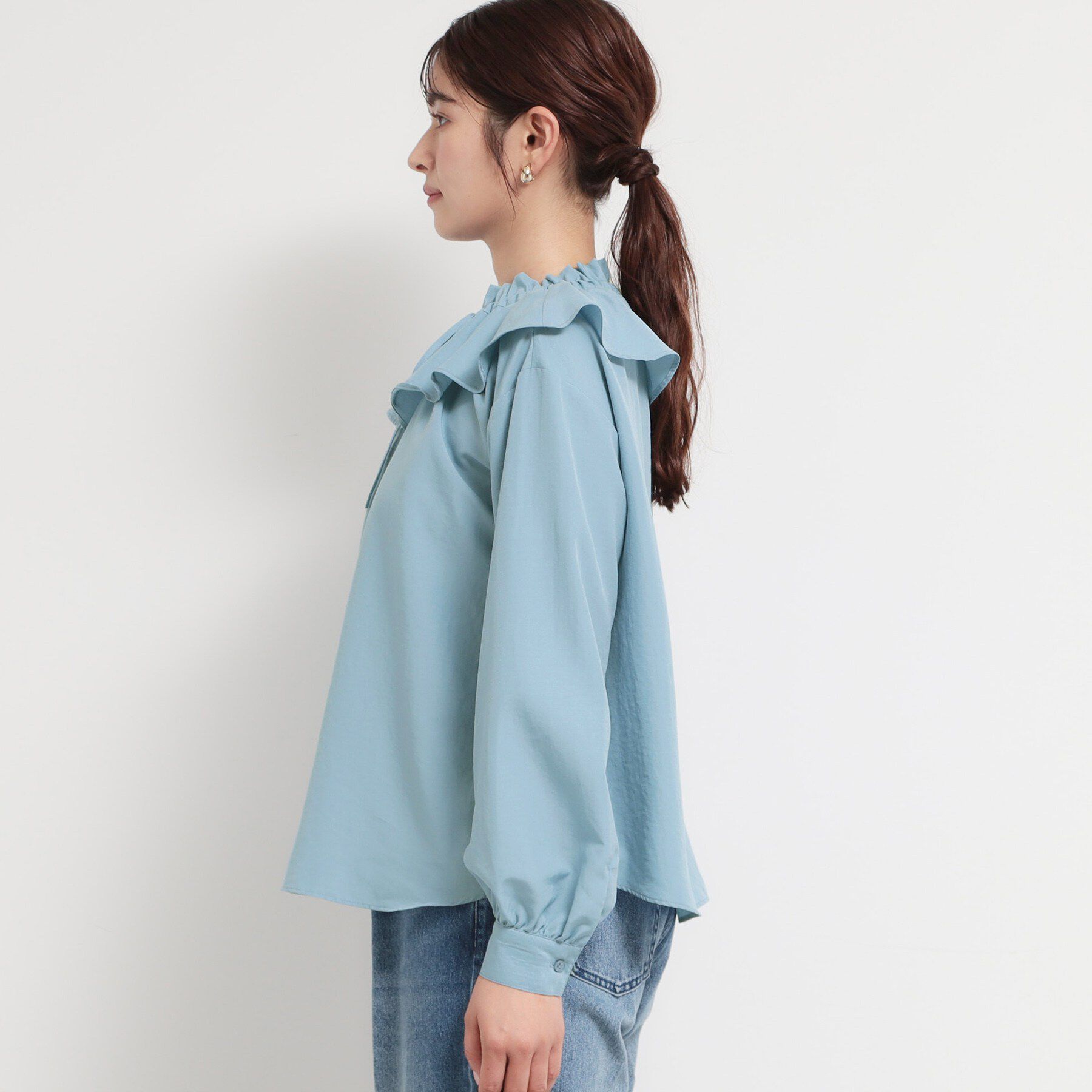 THE SHOP TK「大人のフェミニンカジュアルに エアリーフリルブラウス」|シャツ・ブラウス|