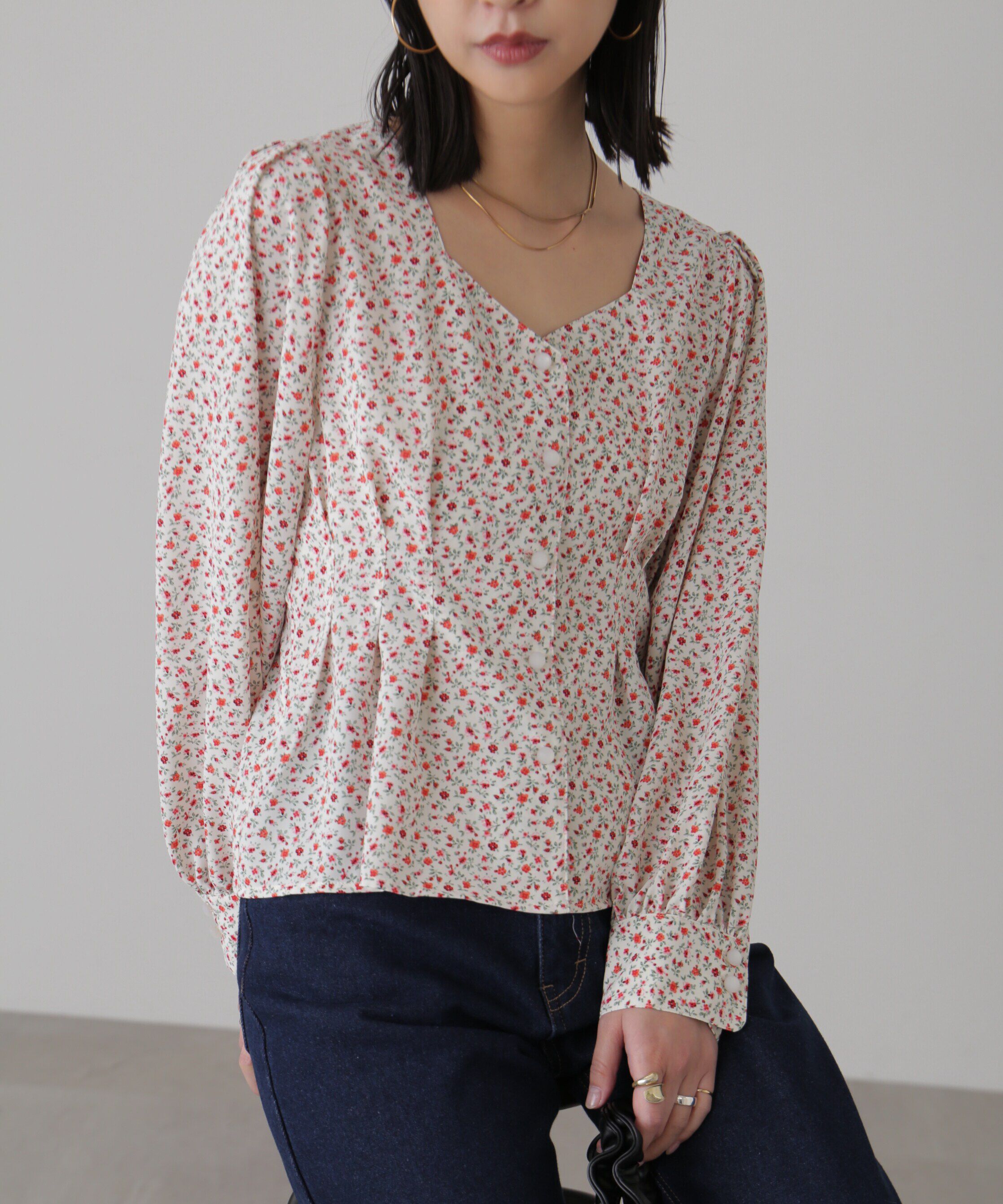  「ウエストタック花柄ブラウス」|シャツ・ブラウス|オフベース1