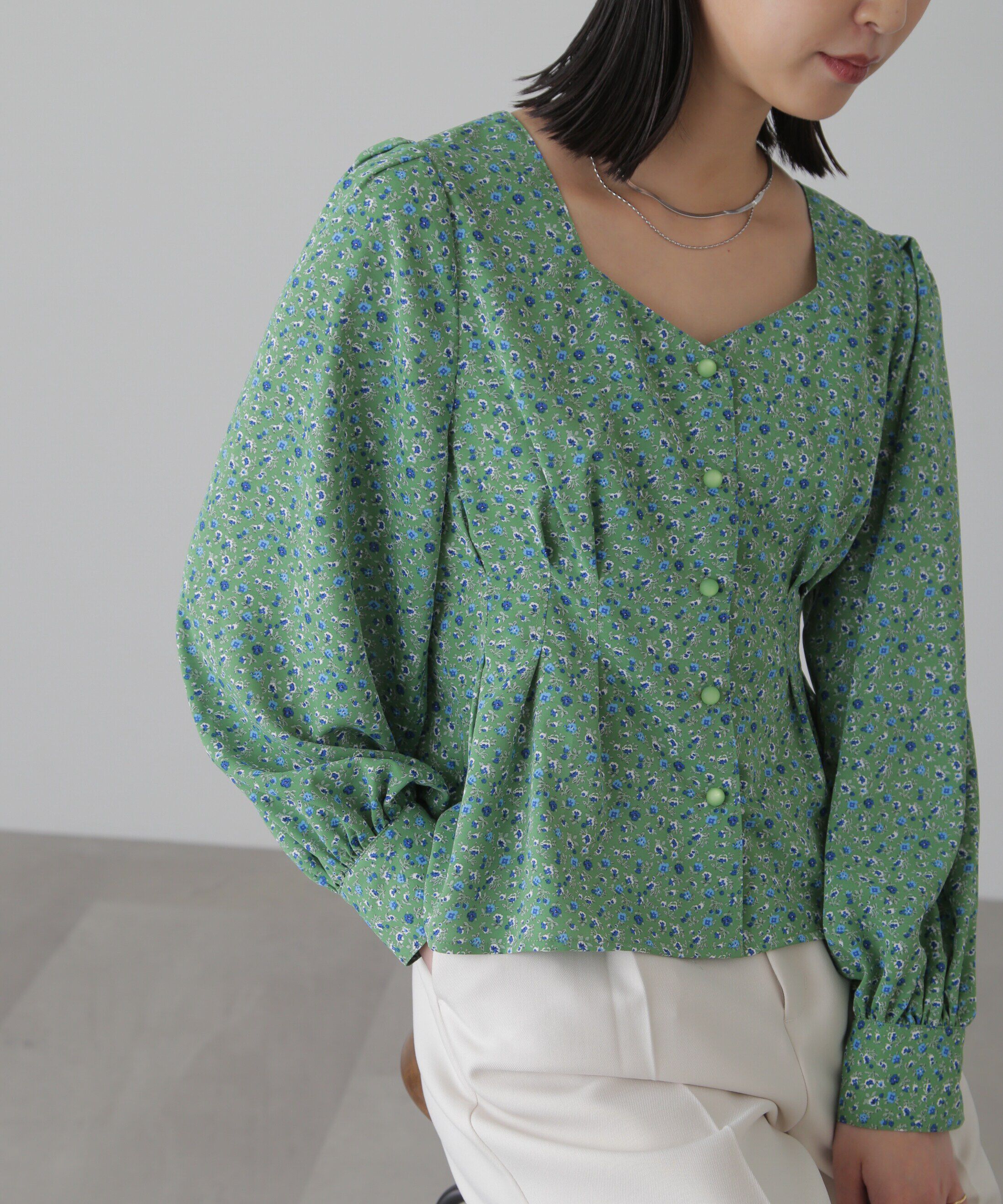  「ウエストタック花柄ブラウス」|シャツ・ブラウス|