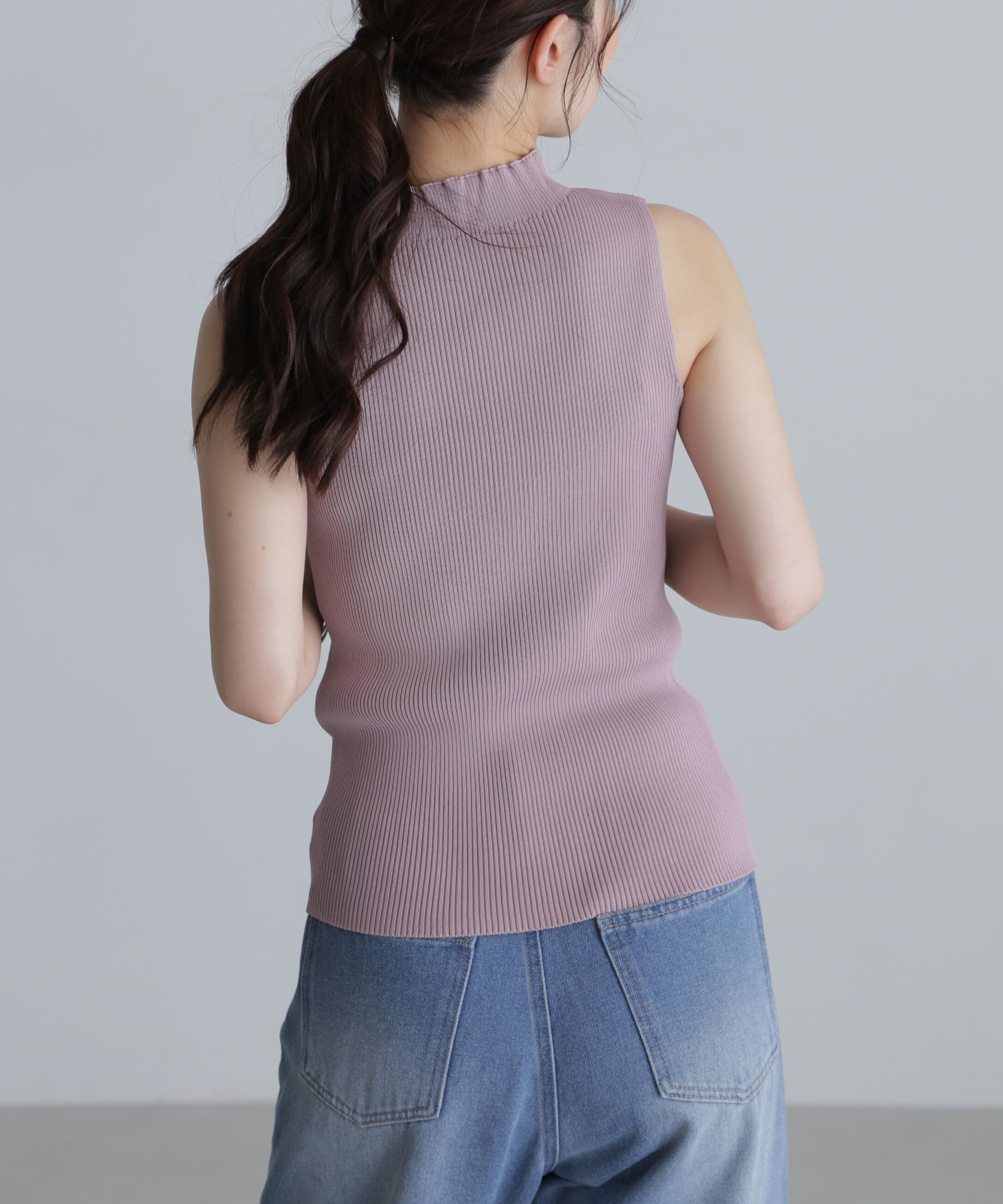  「〈洗える〉マシンウォッシャブルノースリーブニット」|ニット・セーター|