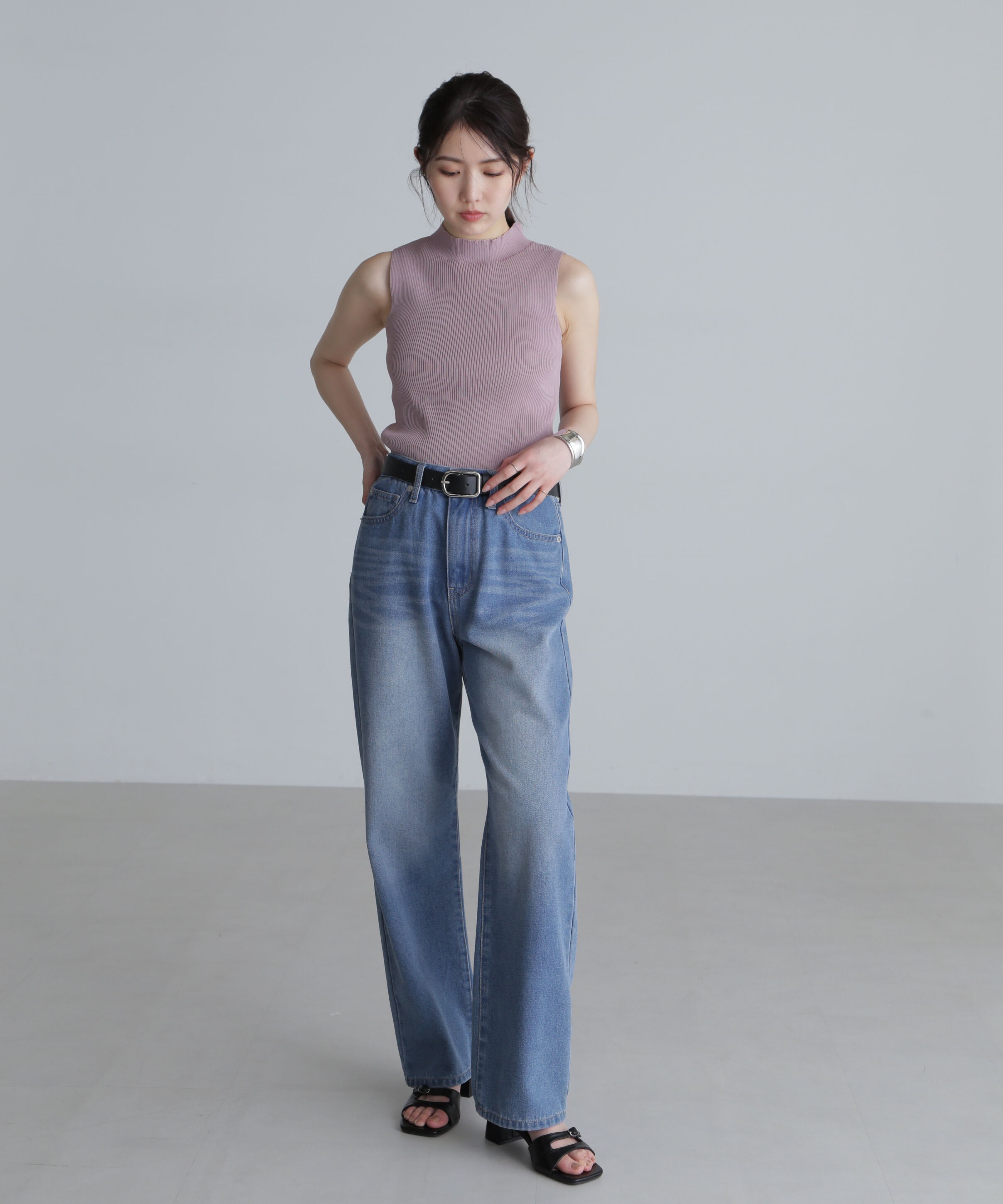  「〈洗える〉マシンウォッシャブルノースリーブニット」|ニット・セーター|