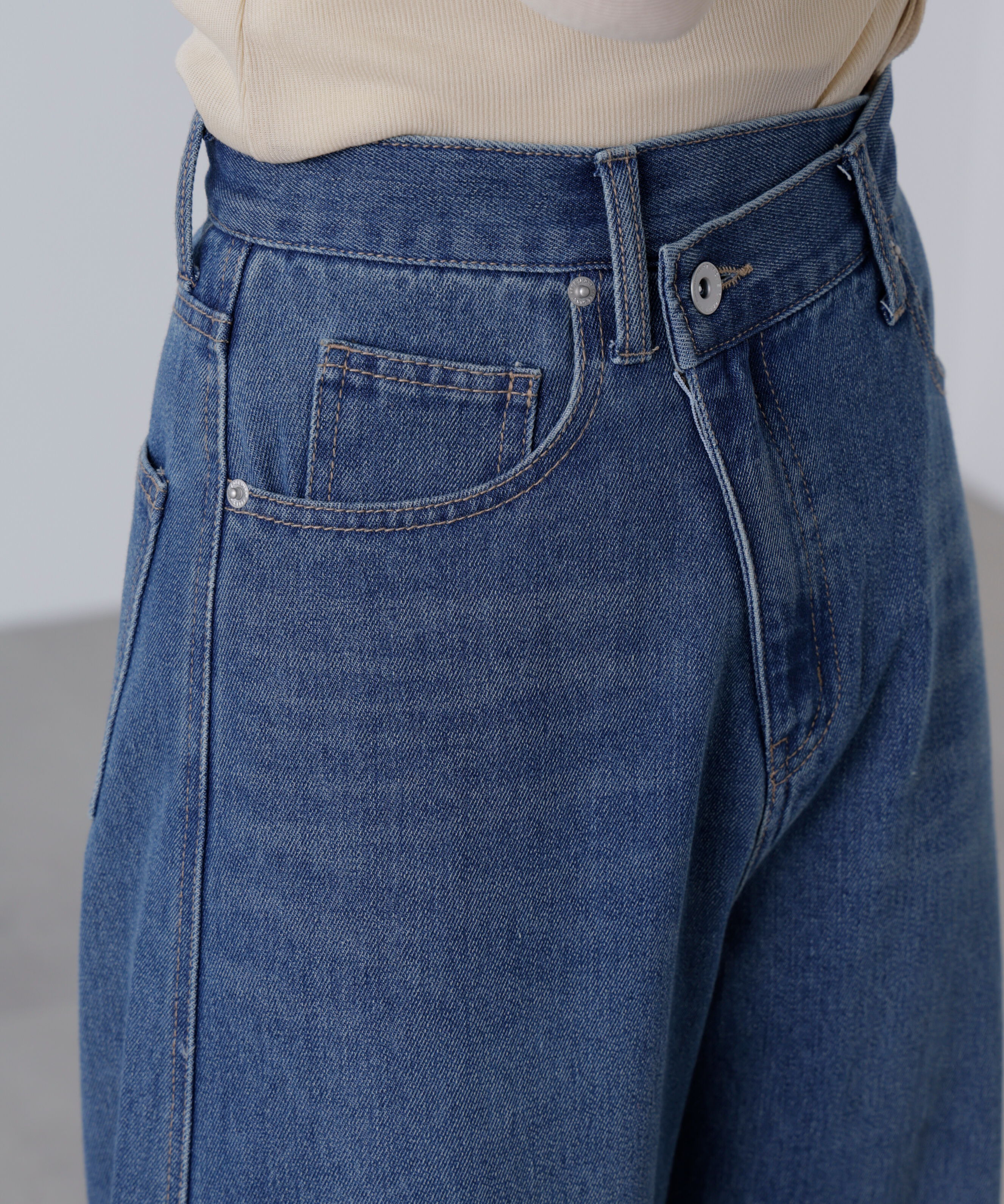  「[低身長サイズ/Sシリーズ]アシメベルトコクーンデニムパンツ」|その他|