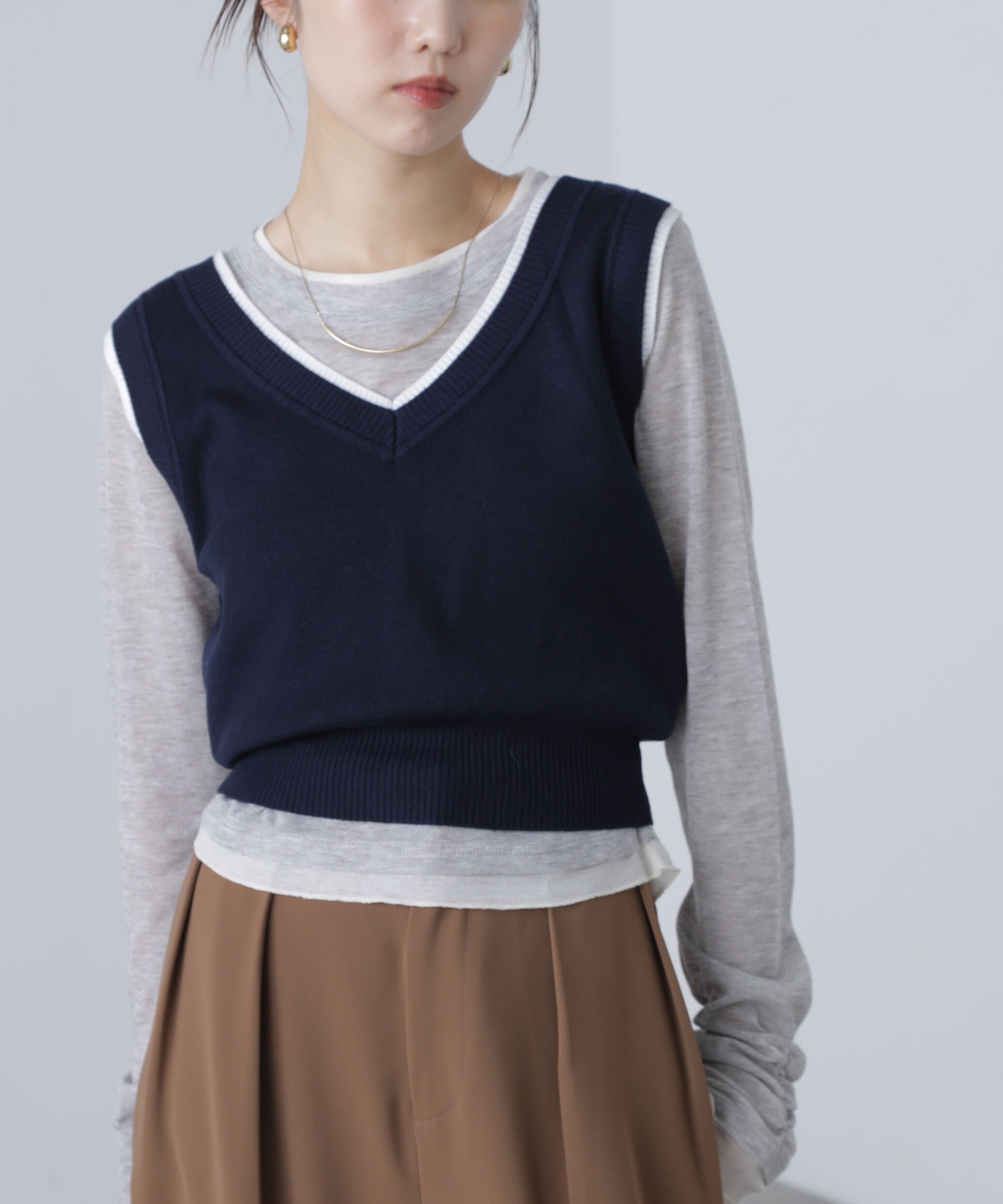  「レイヤードネック前後2WAYニットベスト」|ニット・セーター|