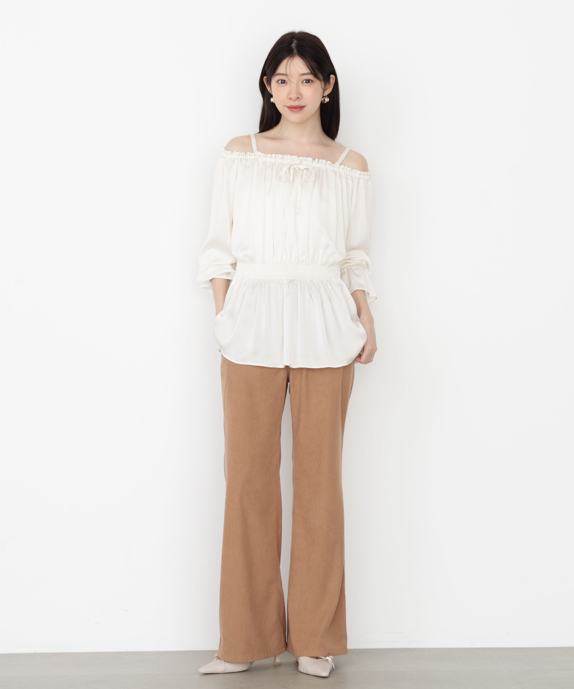 PROPORTION BODY DRESSING「《EDIT COLOGNE》＜ウォッシャブル＞リボン付きオフショルブラウス 25AW」|シャツ・ブラウス|