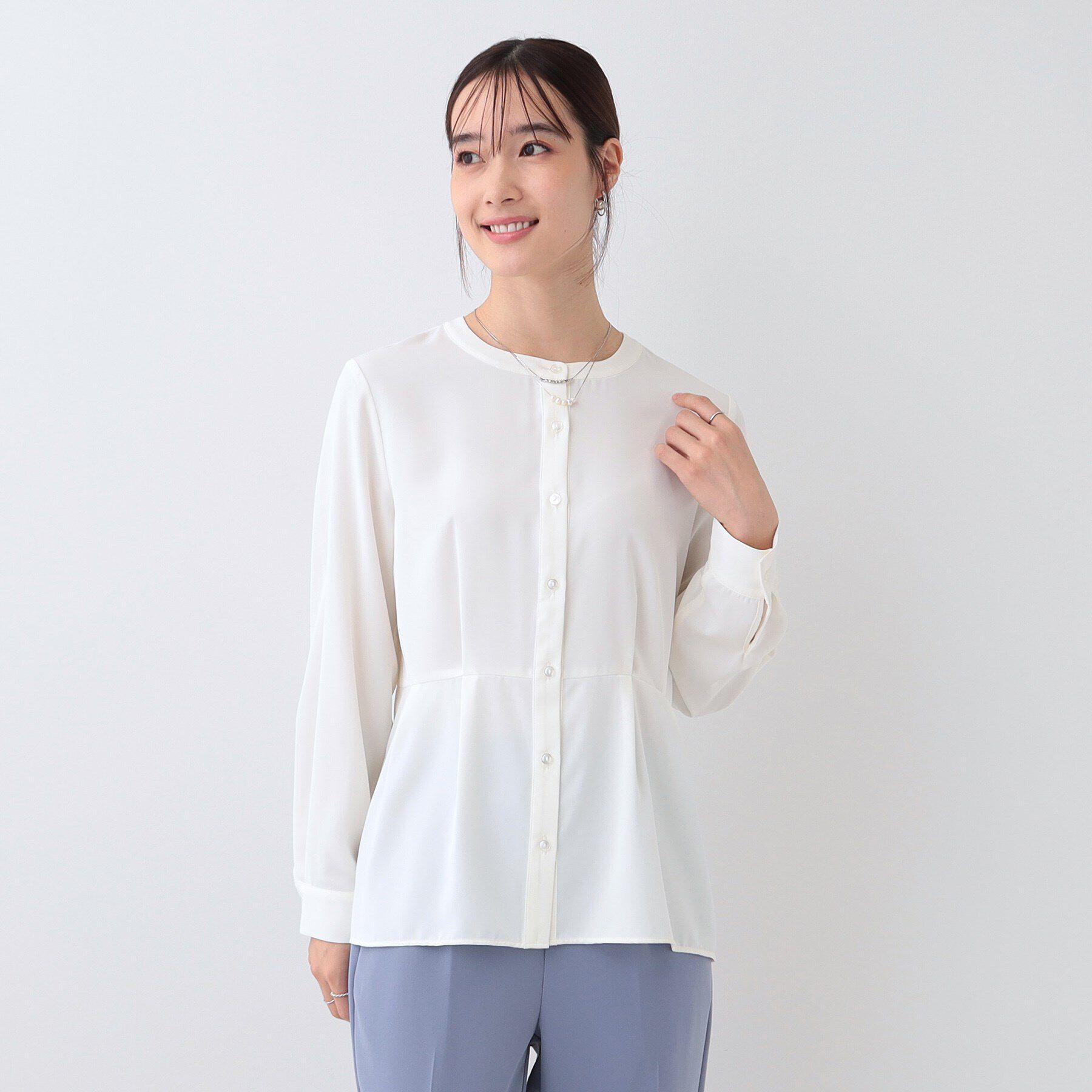 SHOO･LA･RUE「【S-3L】さらり軽やか インせず決まる ペプラムブラウス」|シャツ・ブラウス|