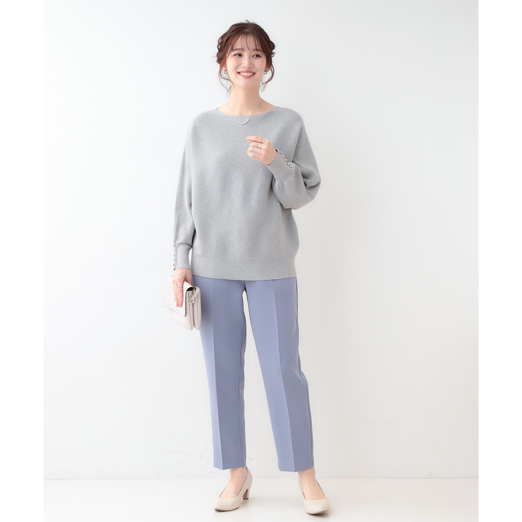 SHOO･LA･RUE「【洗える】大人の上品コーデに お袖ビジュー釦付きリブドルマンニット」|ニット・セーター|