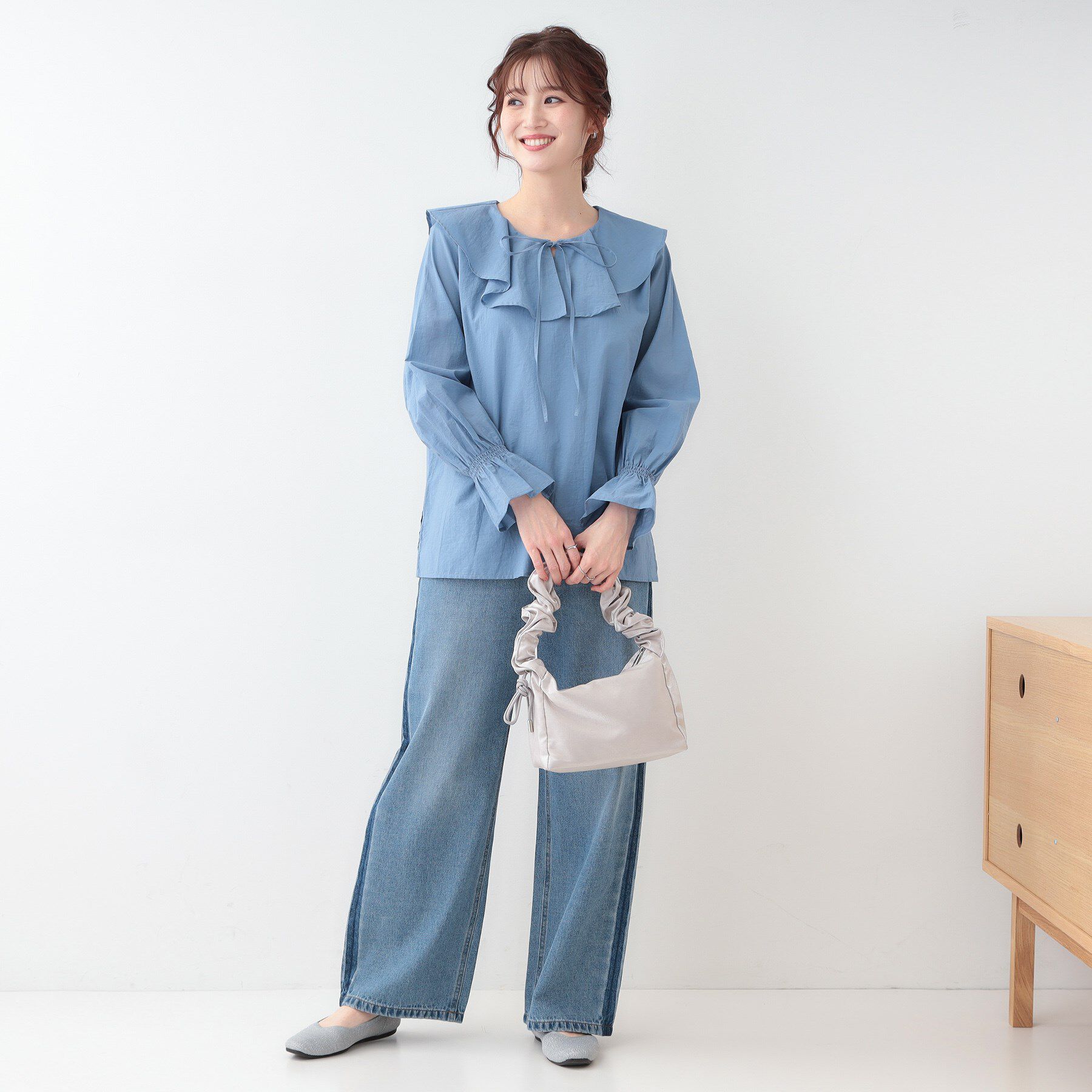 SHOO･LA･RUE「【洗える/S-LL】甘すぎない大人のフリルブラウス」|シャツ・ブラウス|