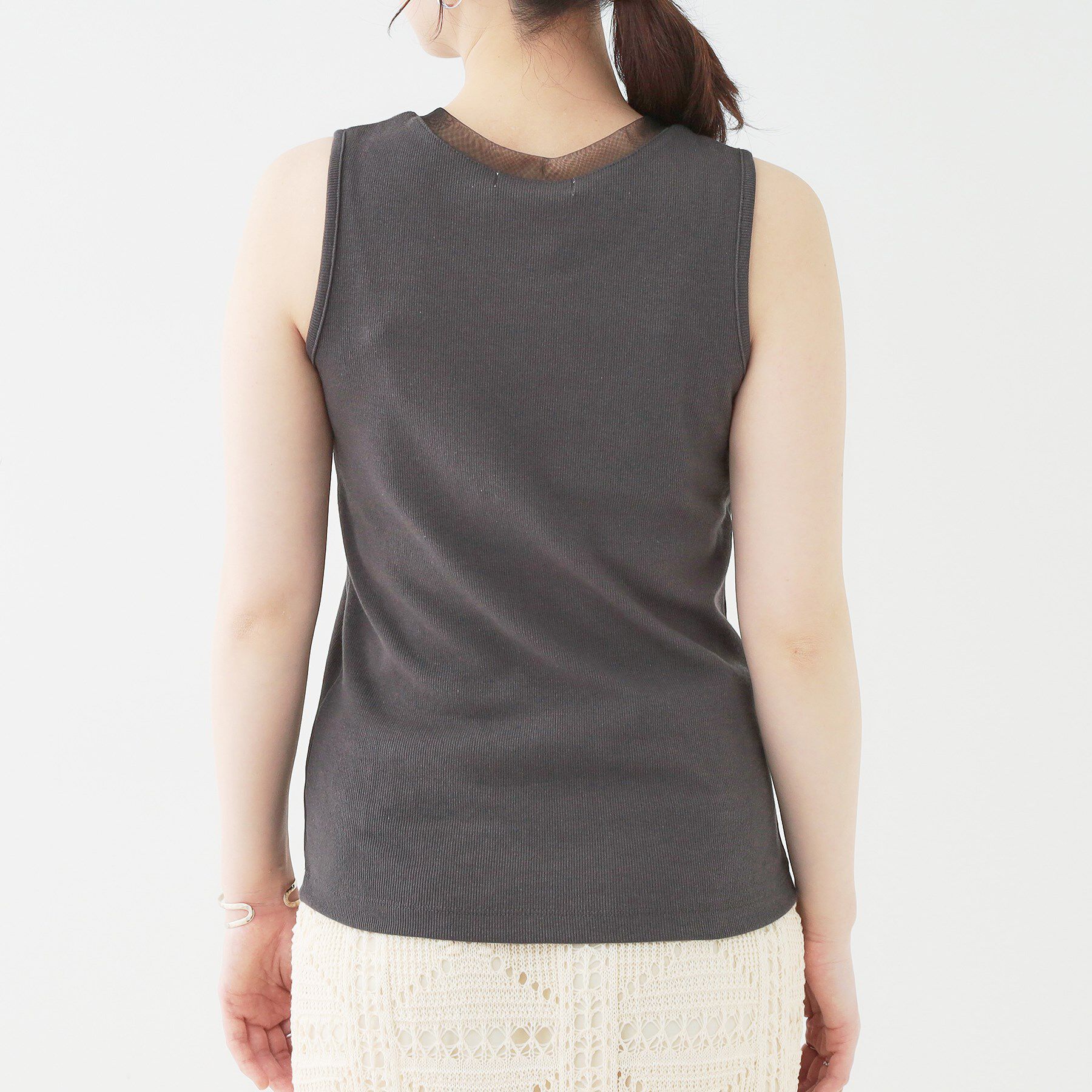 SHOO･LA･RUE「【洗える/S-LL】シアーネックがこなれ見え リブタンクトップ」|Tシャツ・カットソー|