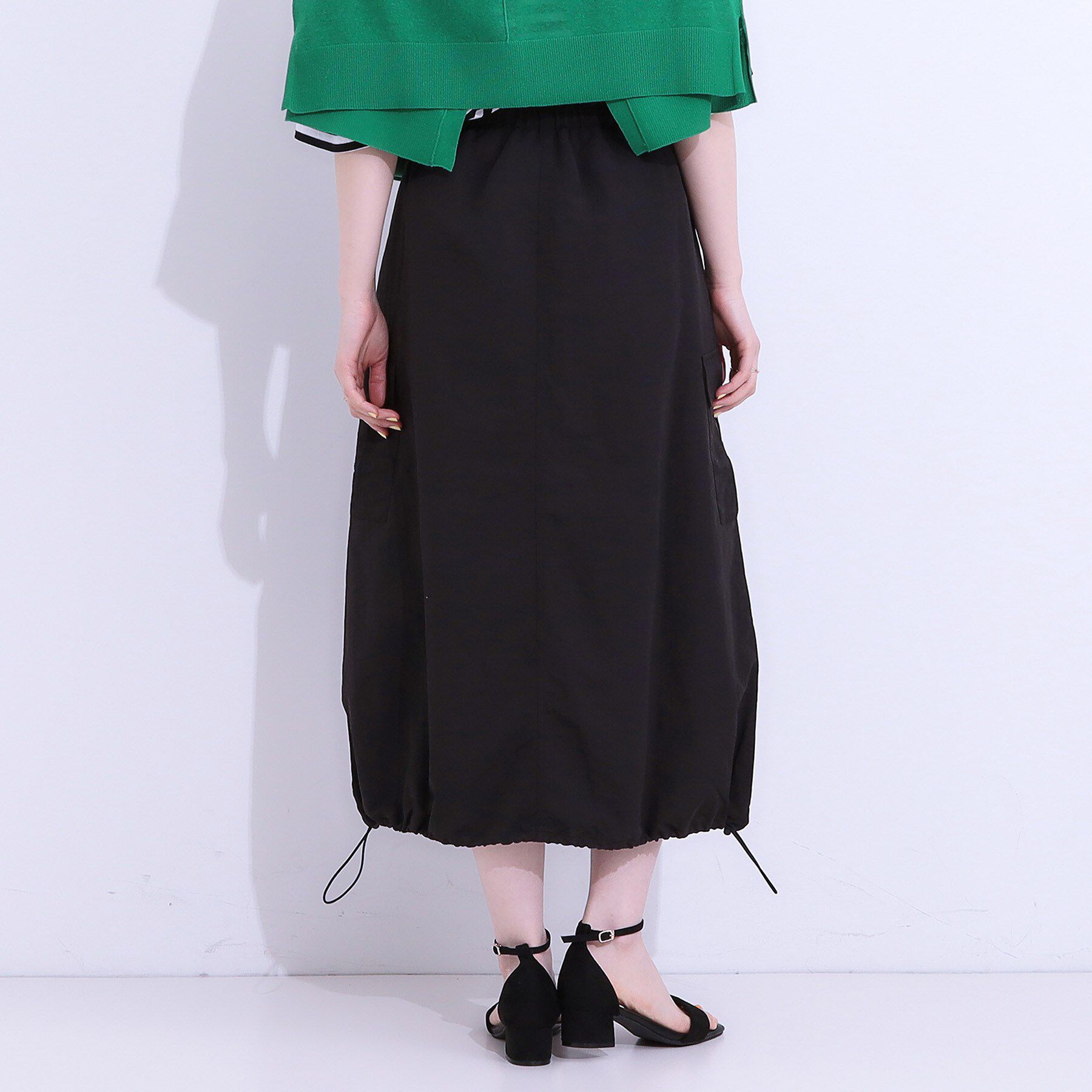 SHOO･LA･RUE「【2WAY/S-LL】バルーンシルエットにもなる ナイロンカーゴスカート」|スカート|