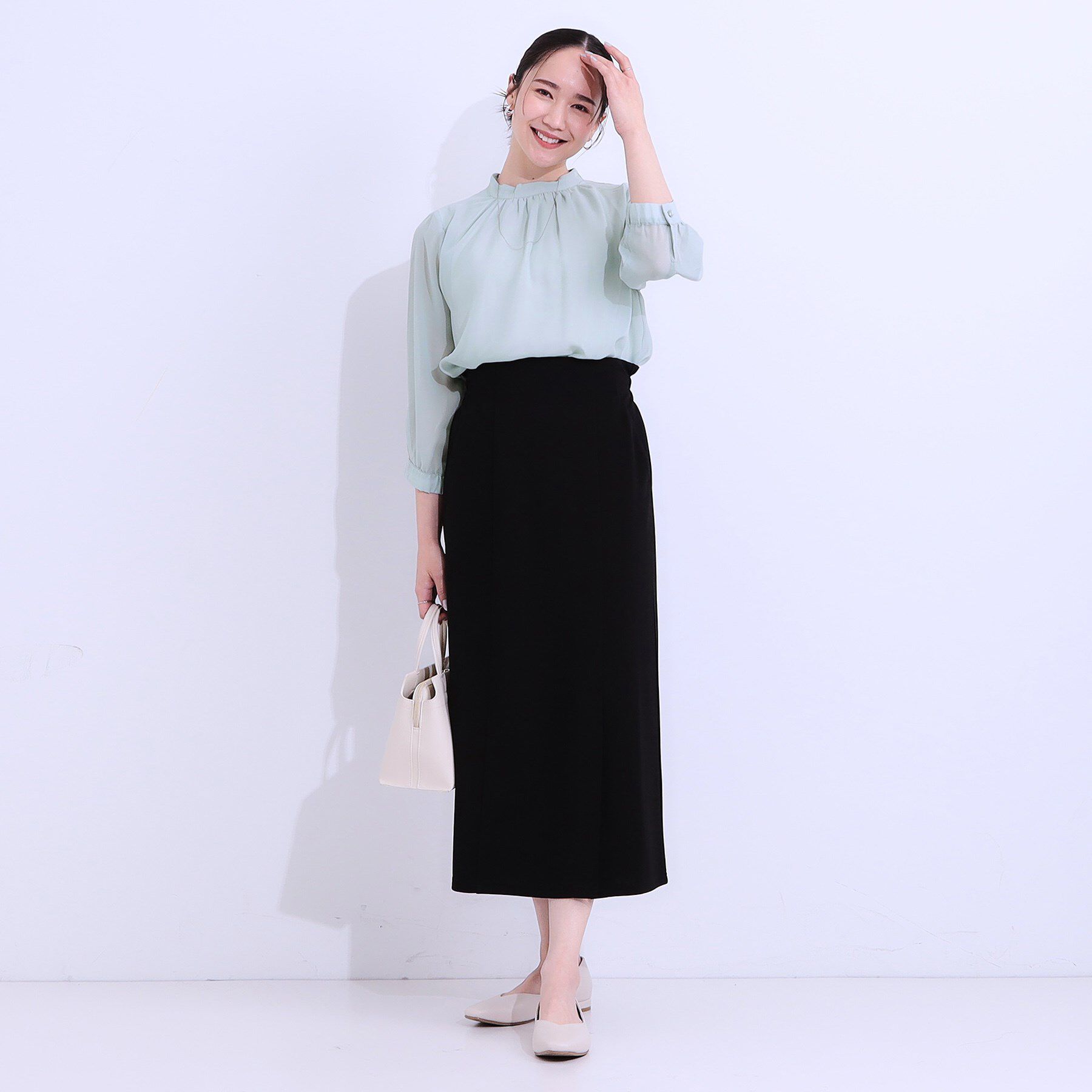 SHOO･LA･RUE「【S-LL】首元ギャザーが大人上品な シフォンブラウス」|シャツ・ブラウス|