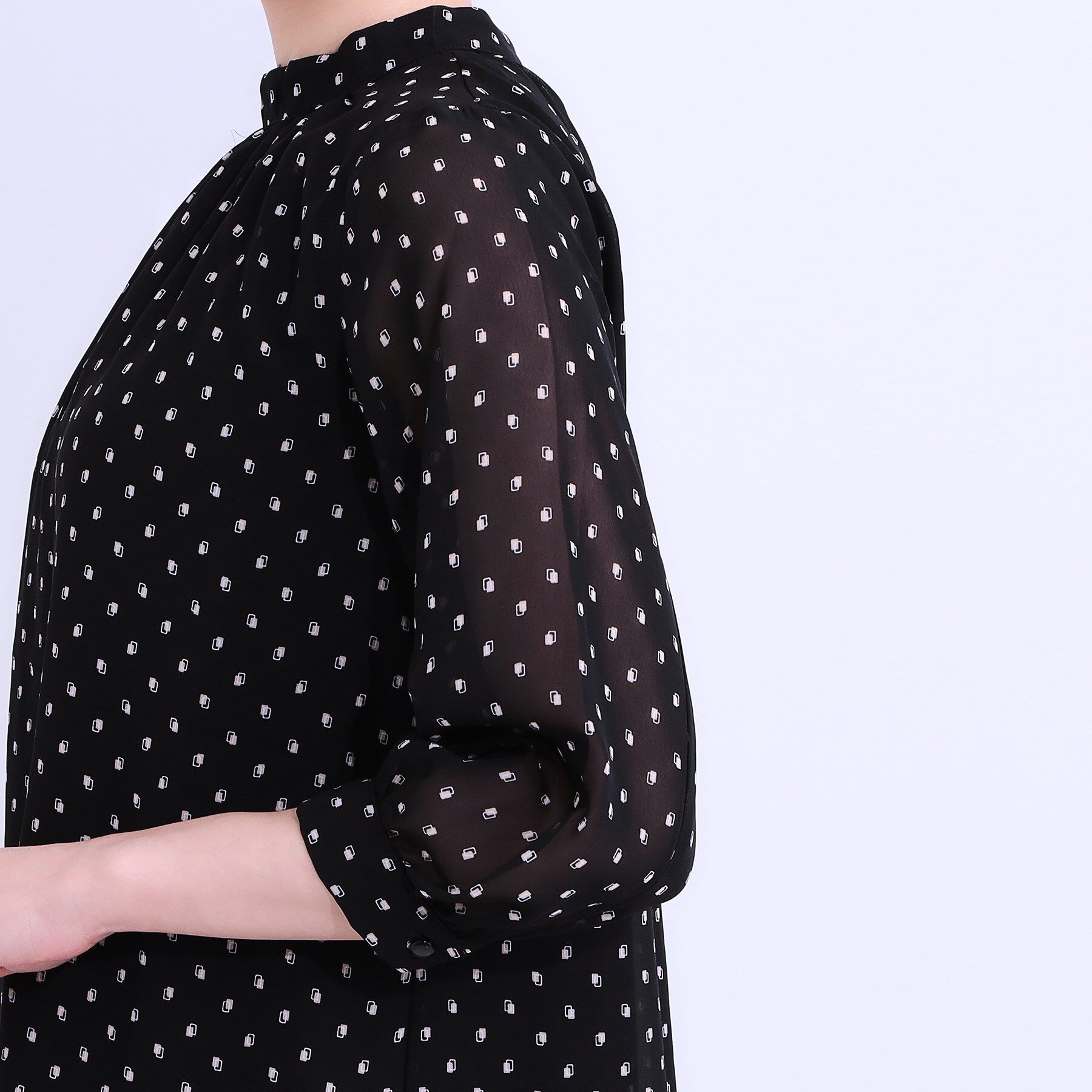 SHOO･LA･RUE「【S-LL】首元ギャザーが大人上品な シフォンブラウス」|シャツ・ブラウス|