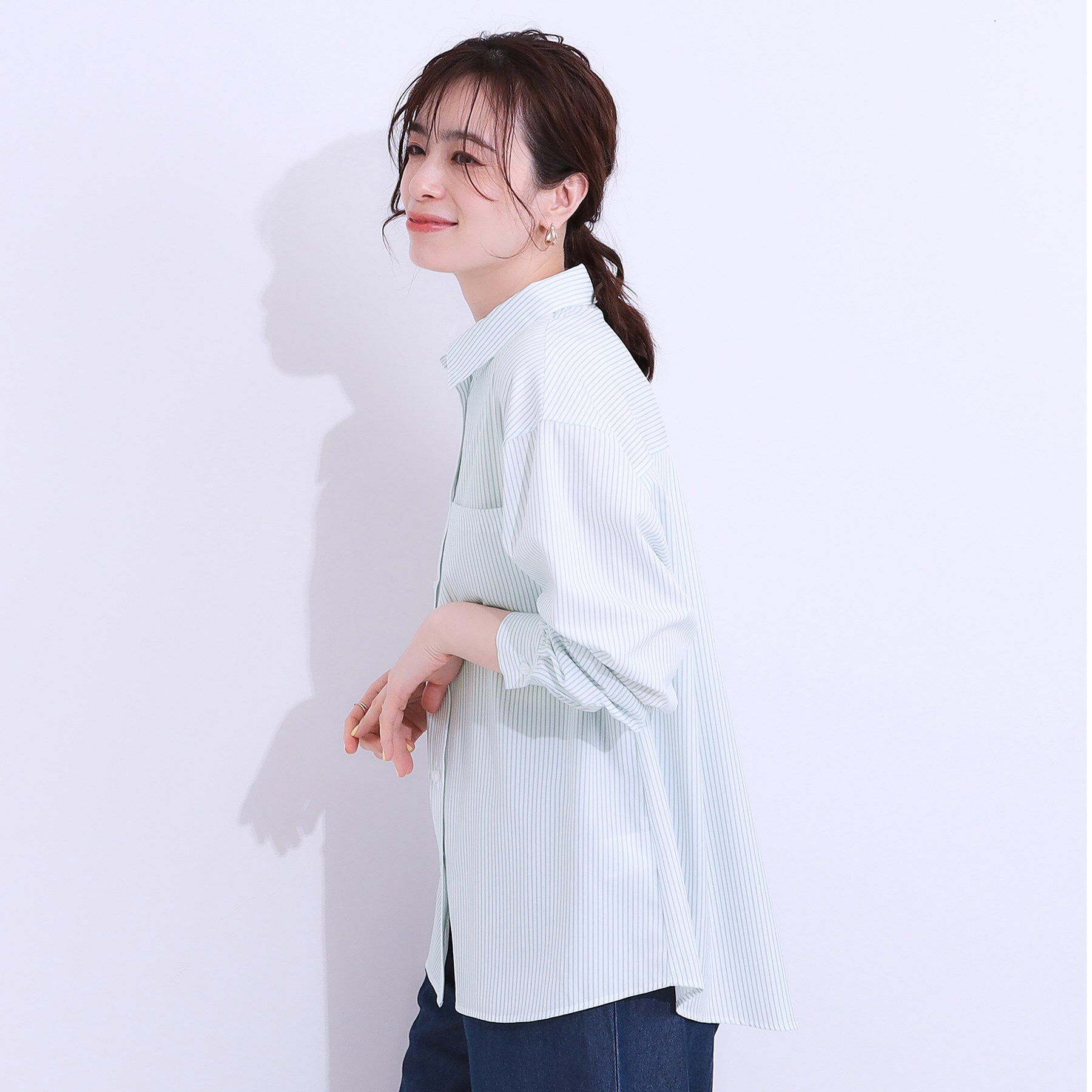 SHOO･LA･RUE「【ひんやり/UV/吸水速乾/洗濯後しわになりにくい】ラッシュガードにもなる ストライプ前開きシャツ」|シャツ・ブラウス|