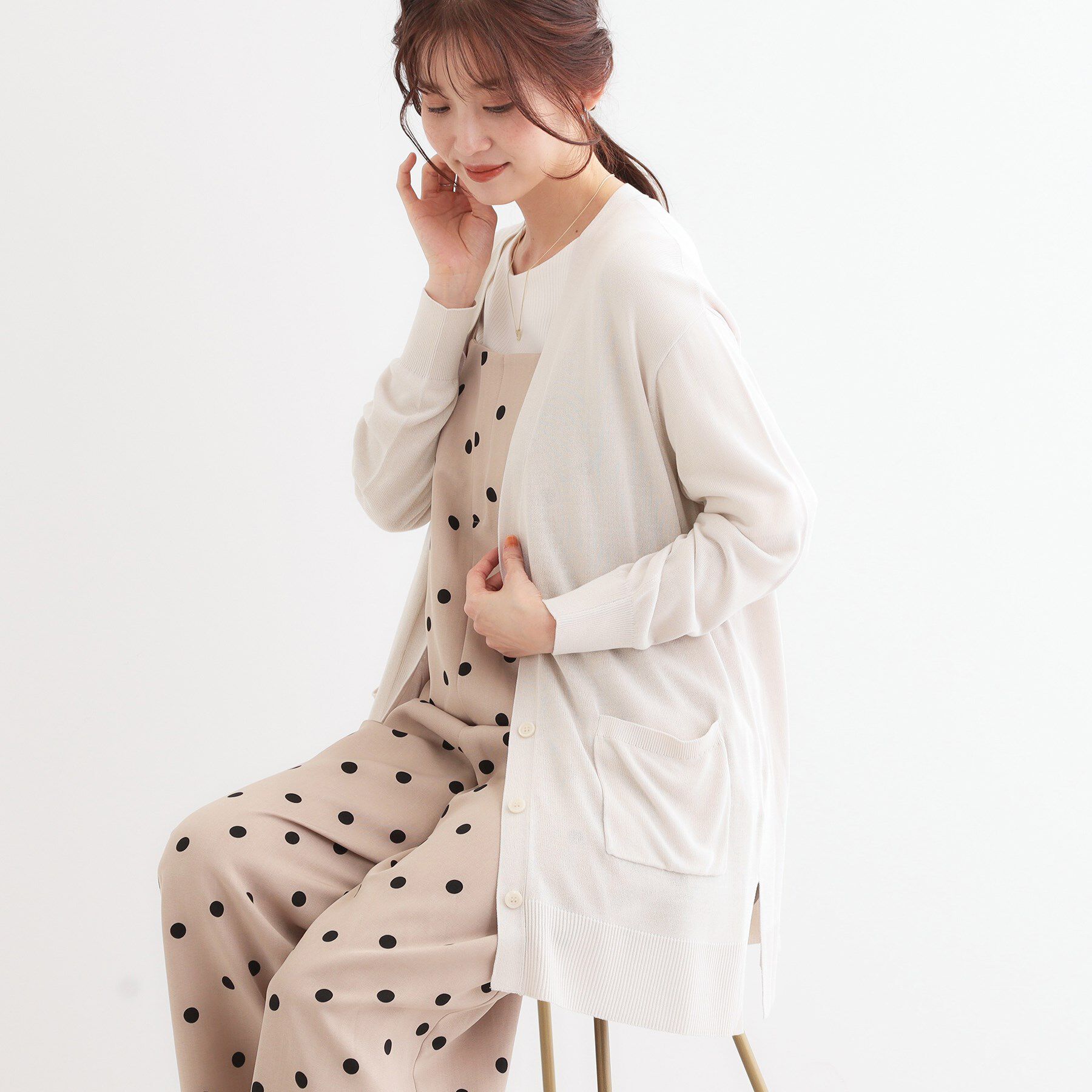 SHOO･LA･RUE「【洗える/UV】さらっと羽織れる ミドル丈Vネックカーディガン」|カーディガン|ライトグレー(011