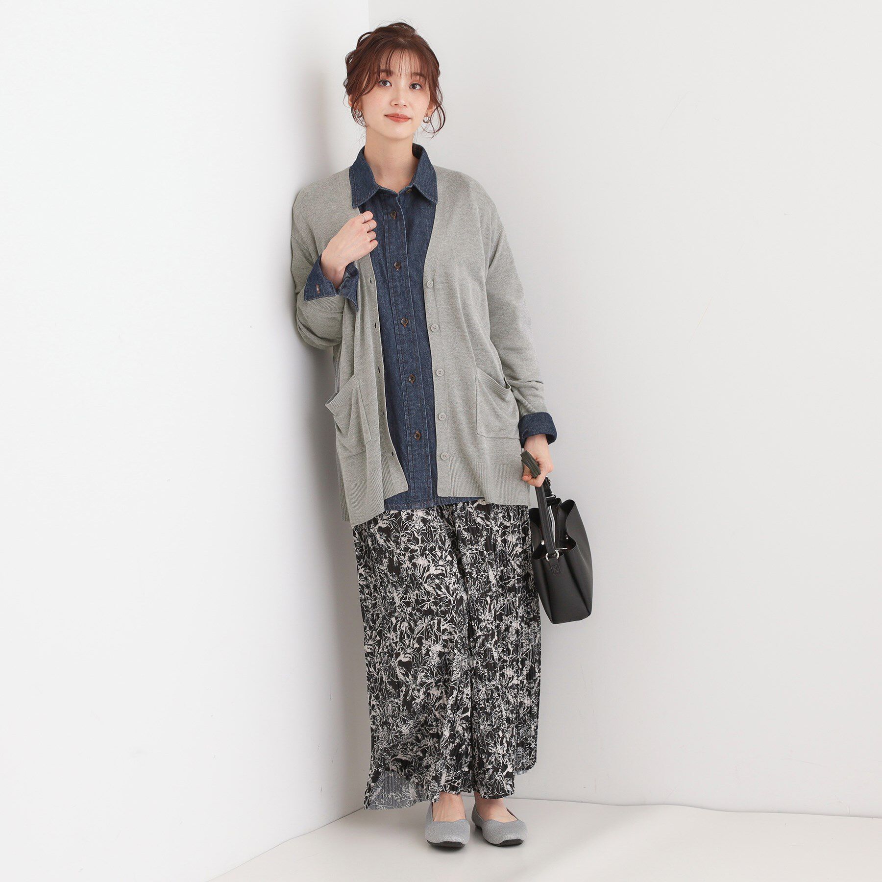 SHOO･LA･RUE「【洗える/UV】さらっと羽織れる ミドル丈Vネックカーディガン」|カーディガン|