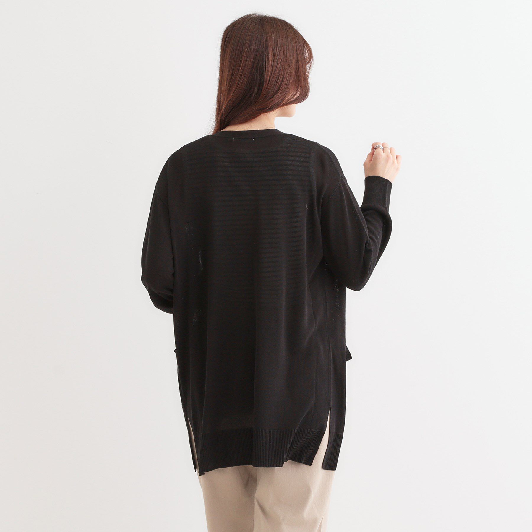 SHOO･LA･RUE「【洗える/UV】さらっと羽織れる ミドル丈Vネックカーディガン」|カーディガン|