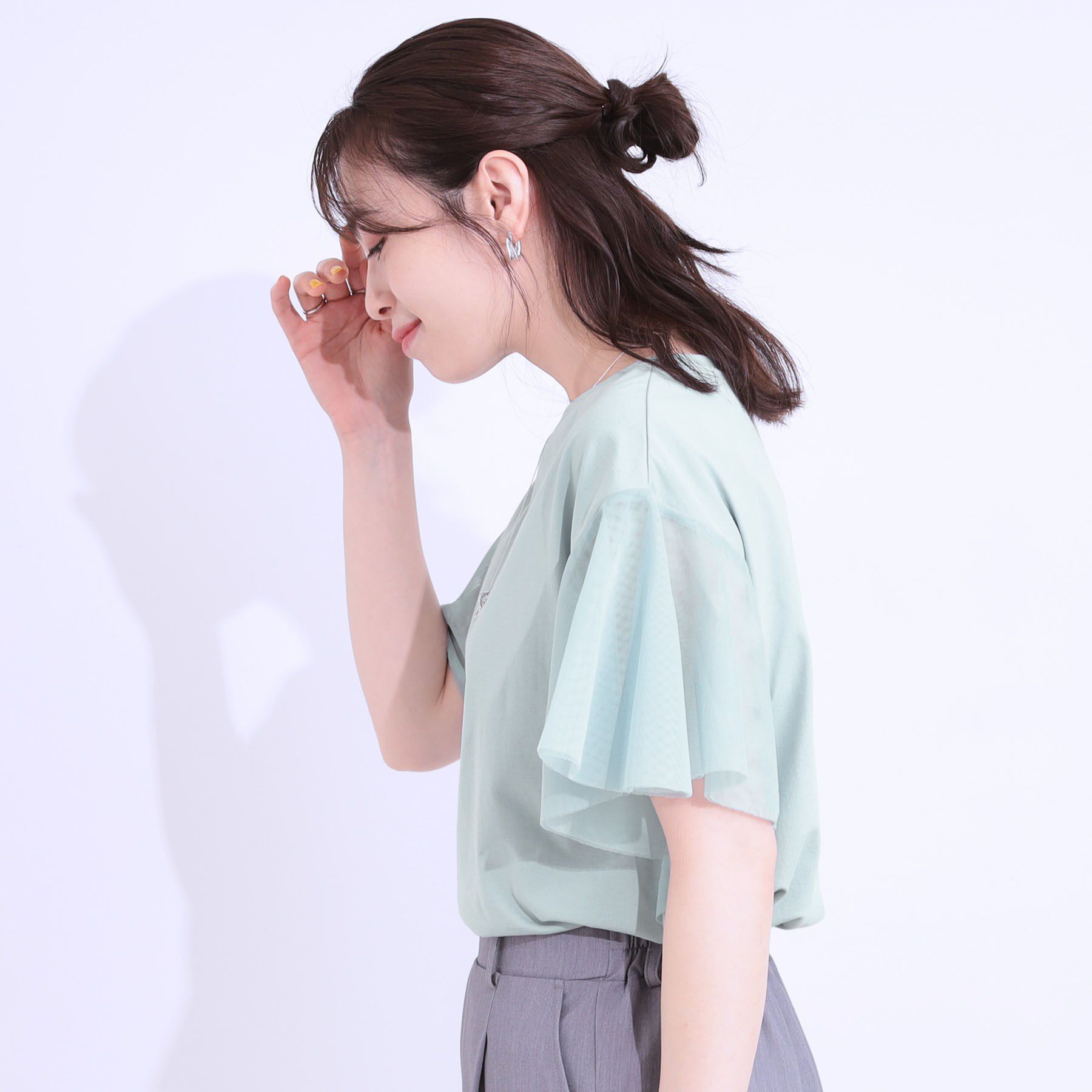 SHOO･LA･RUE「【S-LL/ひんやり】大人フェミニンに お袖チュール フリルトップス」|Tシャツ・カットソー|