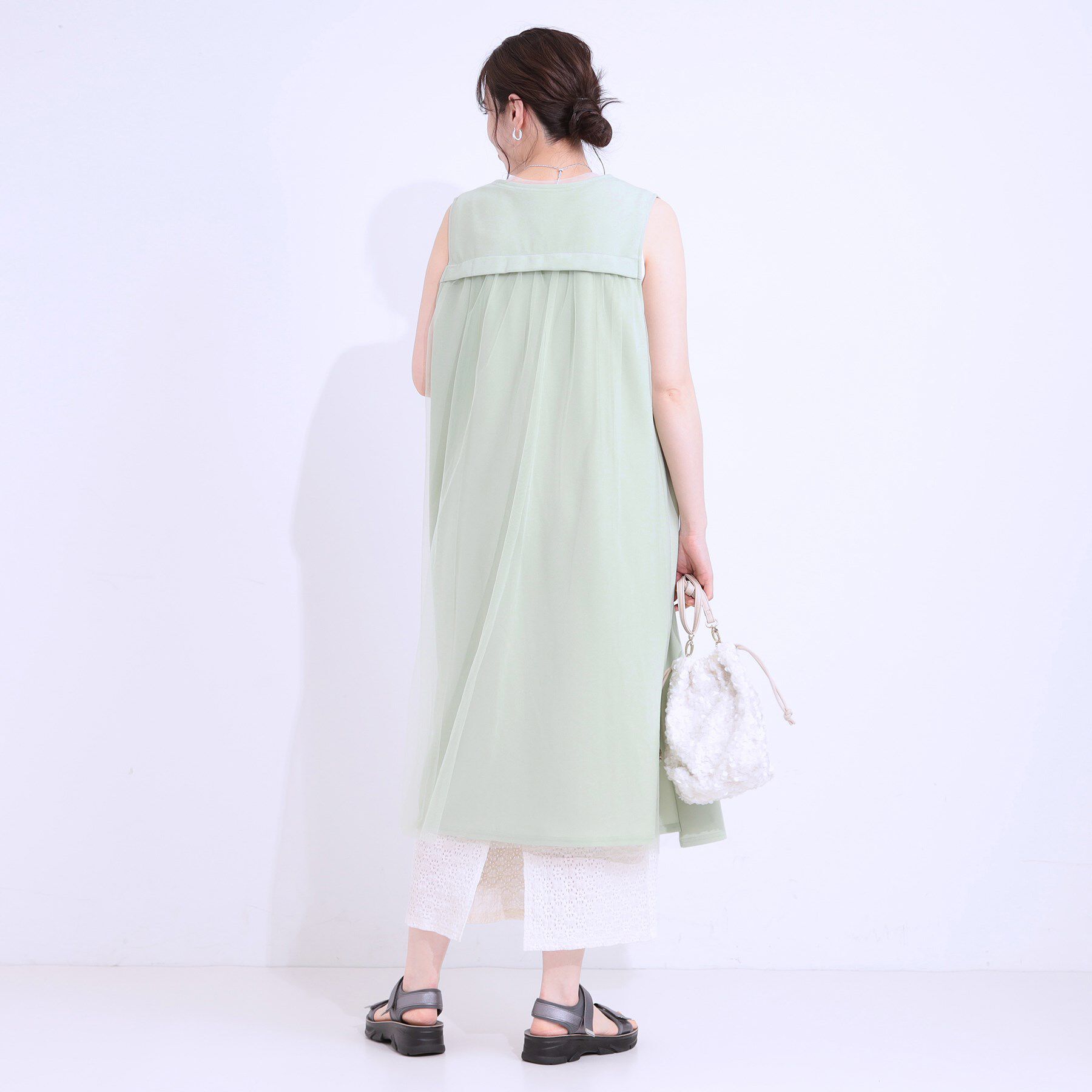 SHOO･LA･RUE「旬を取り入れながら体型カバー ボタンレスエアリージレ」|ベスト・ジレ|