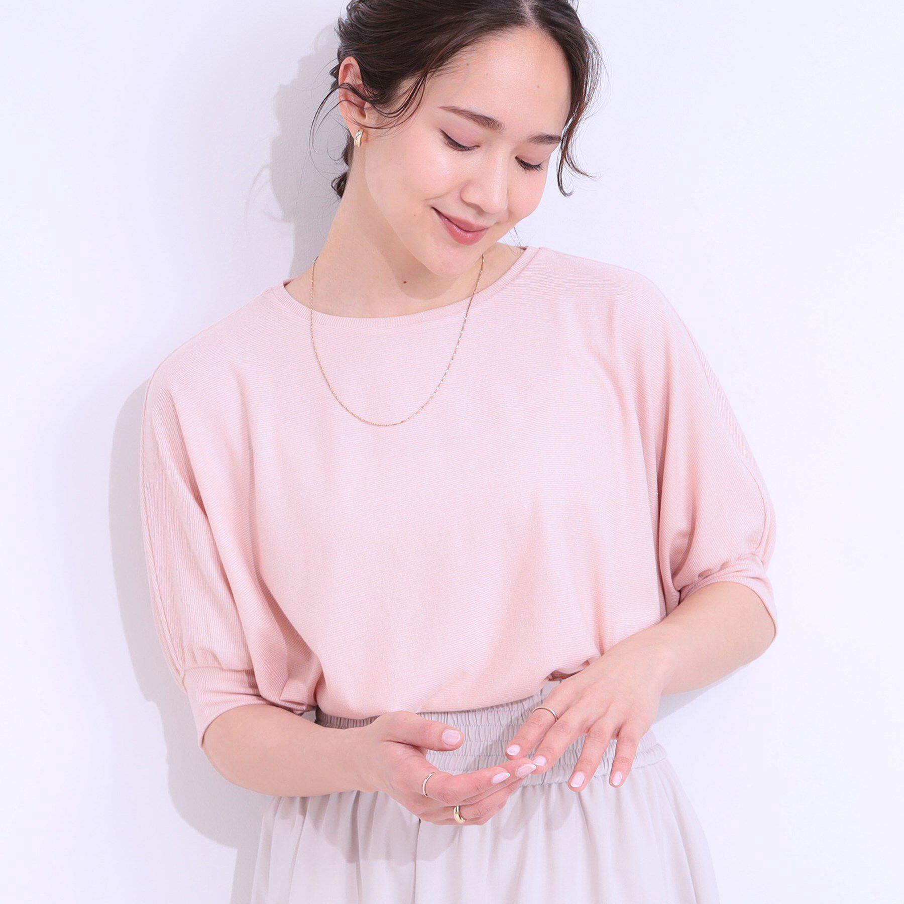 SHOO･LA･RUE「【ひんやり/UV】ほんのりラメで大人上品 お袖リブ ドルマントップス」|Tシャツ・カットソー|ライトピンク(070