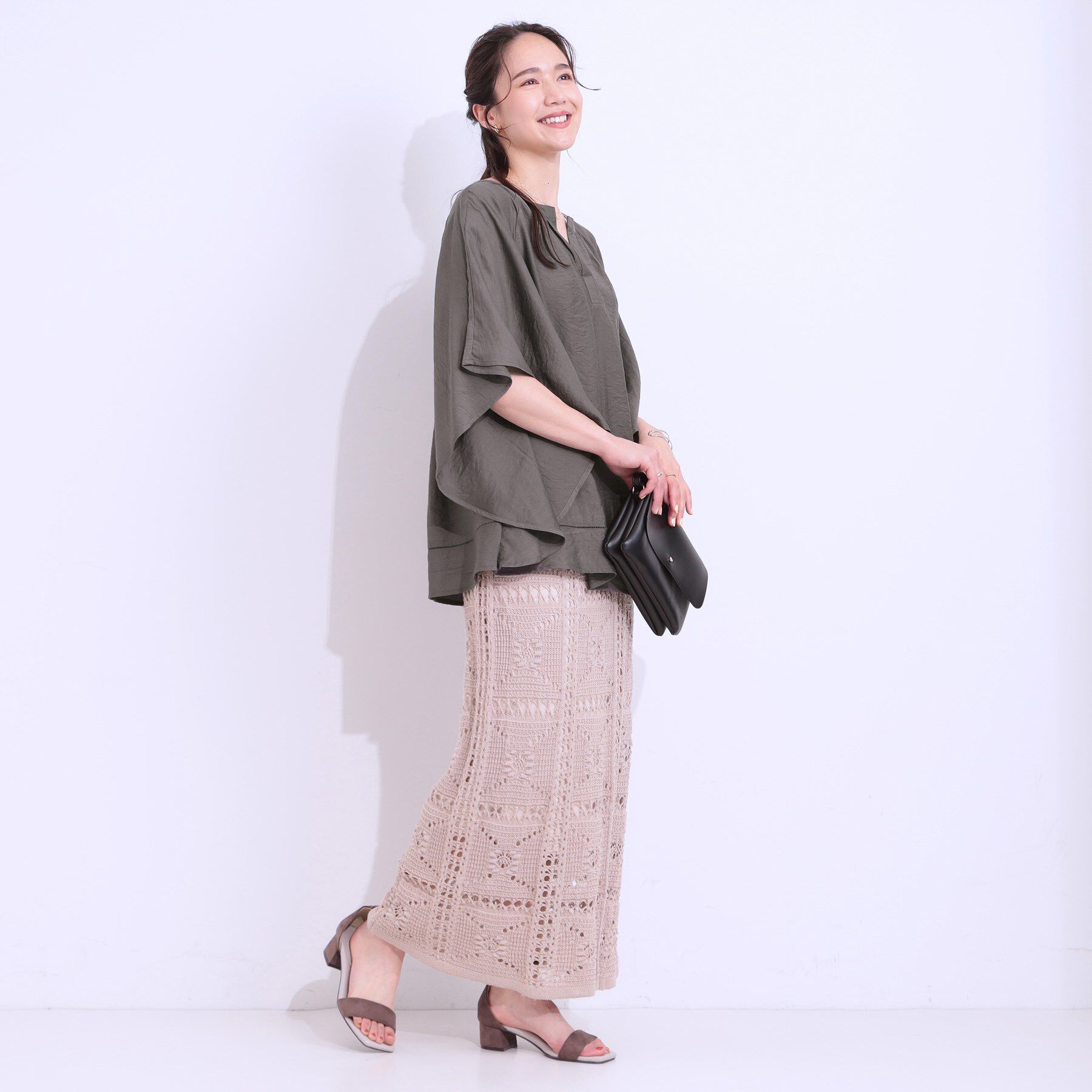 SHOO･LA･RUE「【洗える/ひんやり】涼しく体型カバー お袖フレア ドレープブラウス」|シャツ・ブラウス|