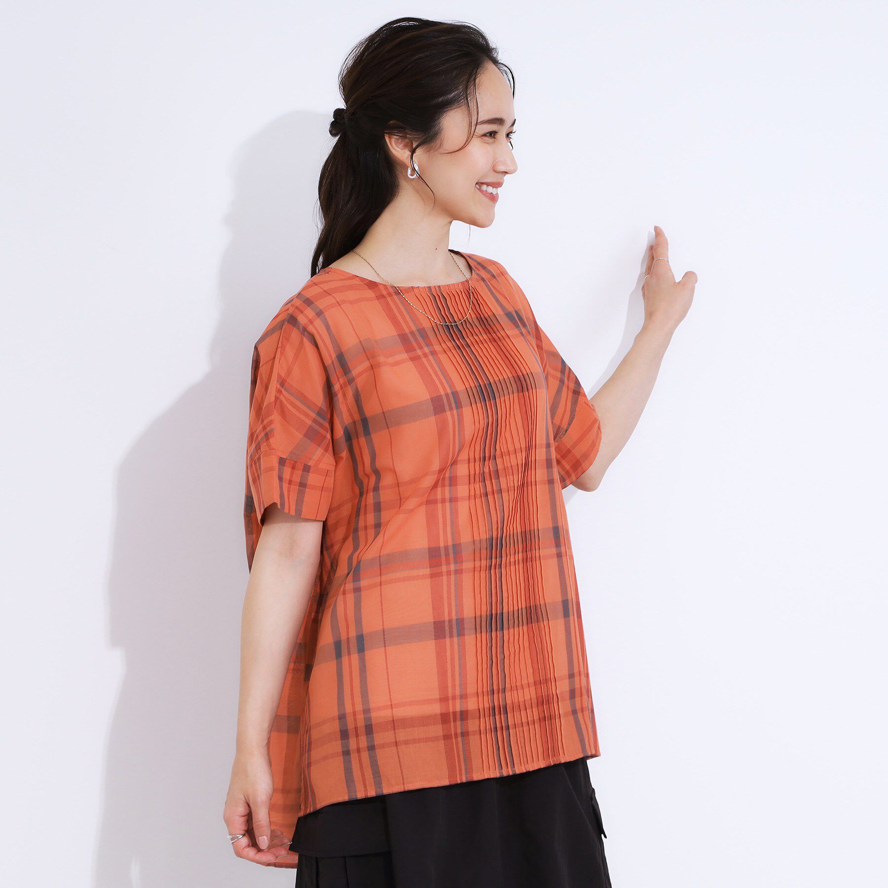 SHOO･LA･RUE「【S-LL/体型カバー】インせず着られる ポンチョシルエット シアーチェックブラウス」|シャツ・ブラウス|