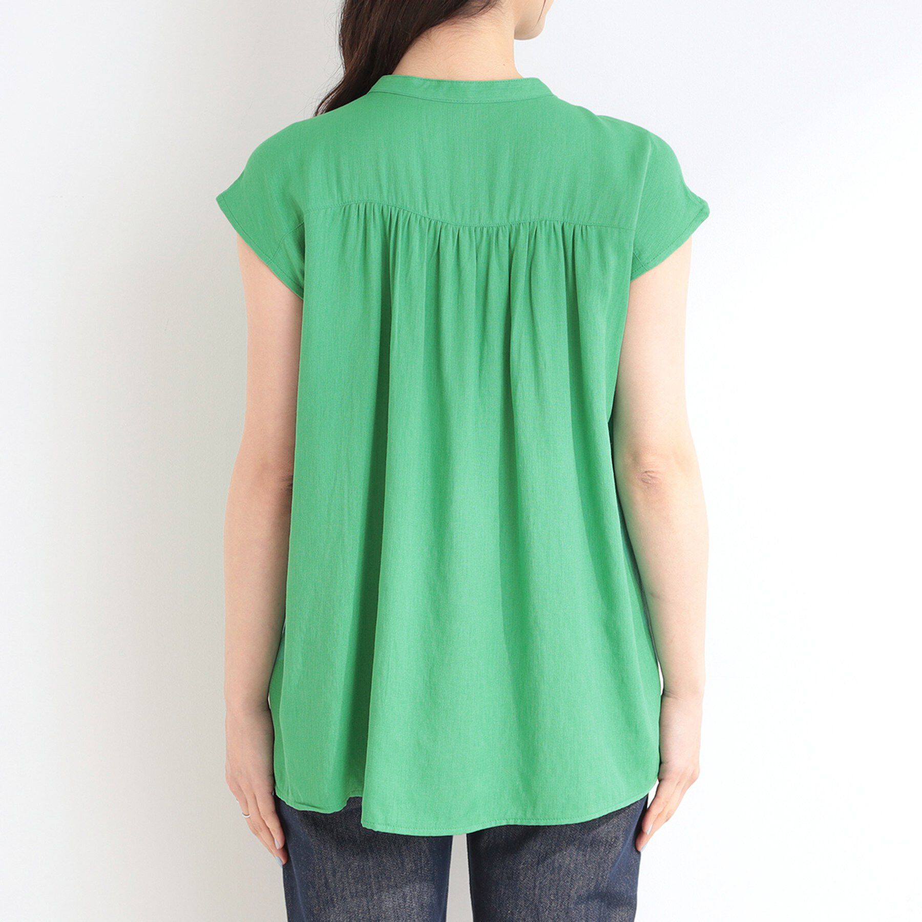 SHOO･LA･RUE「【S-LL/洗濯後しわになりにくい】上品にきれい見え スラブギャザーブラウス」|シャツ・ブラウス|