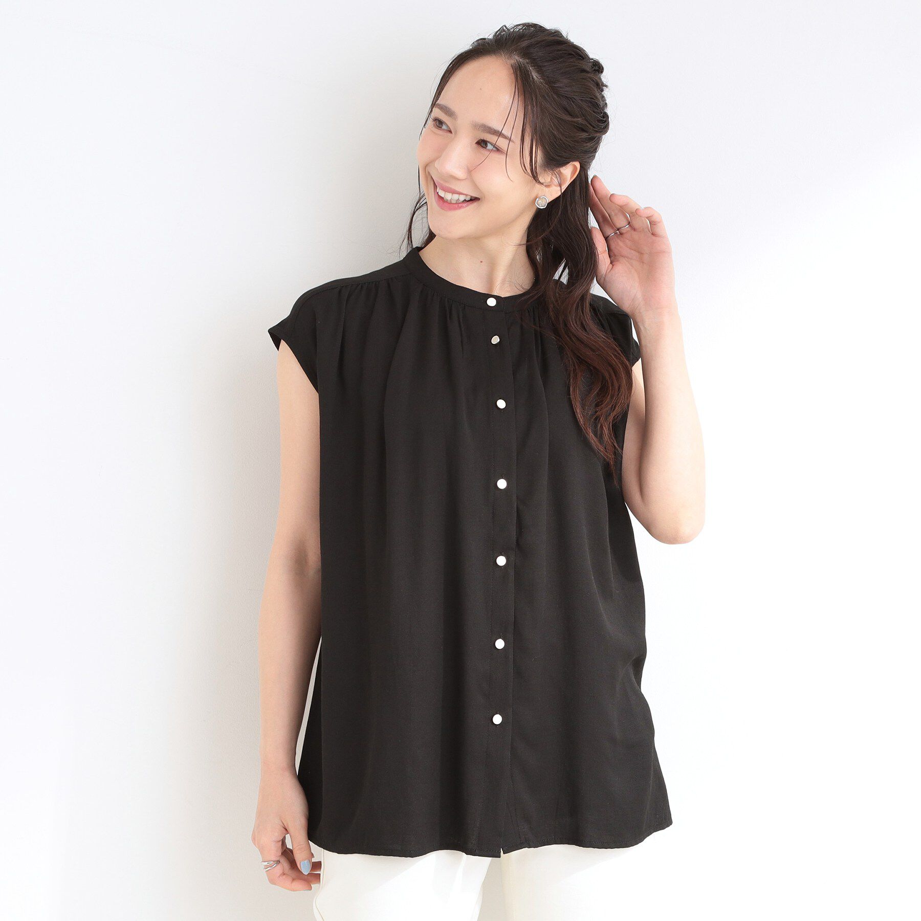 SHOO･LA･RUE「【S-LL/洗濯後しわになりにくい】上品にきれい見え スラブギャザーブラウス」|シャツ・ブラウス|