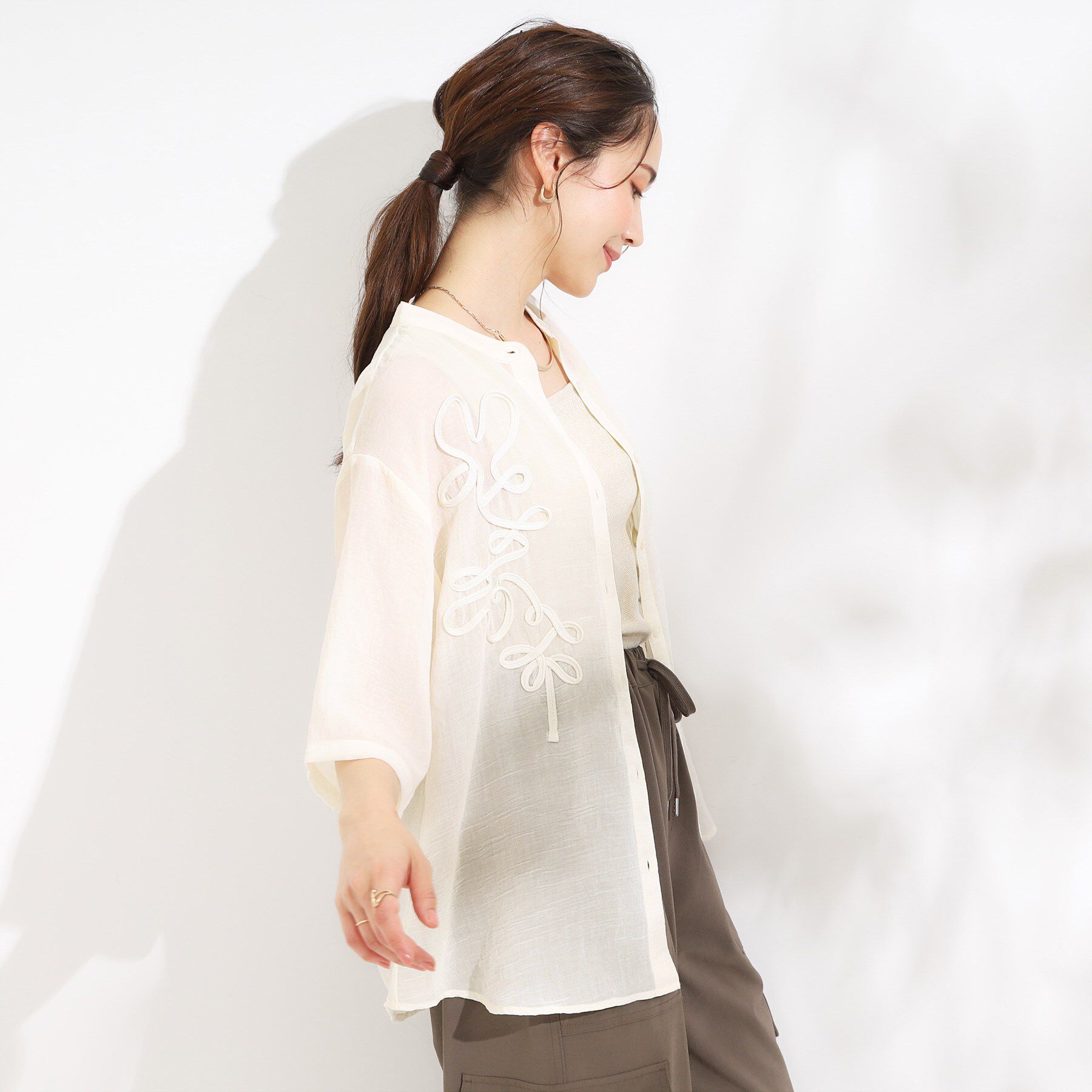 SHOO･LA･RUE「【S-LL】一枚で着映え コード刺繍シャツ」|シャツ・ブラウス|