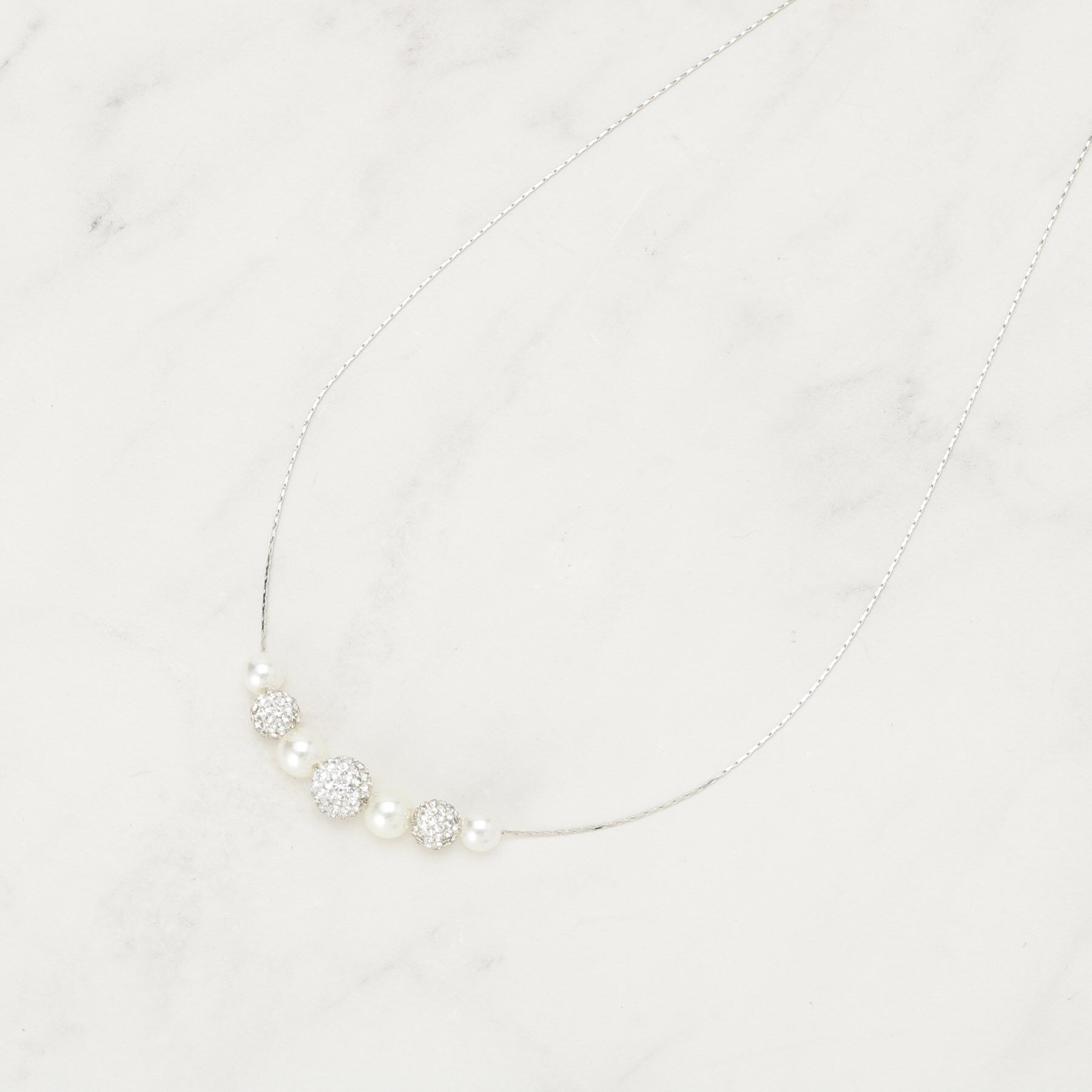 SHOO･LA･RUE「【セレモニー】きらびやかに ポイントパヴェ ショートネックレス」|ネックレス|