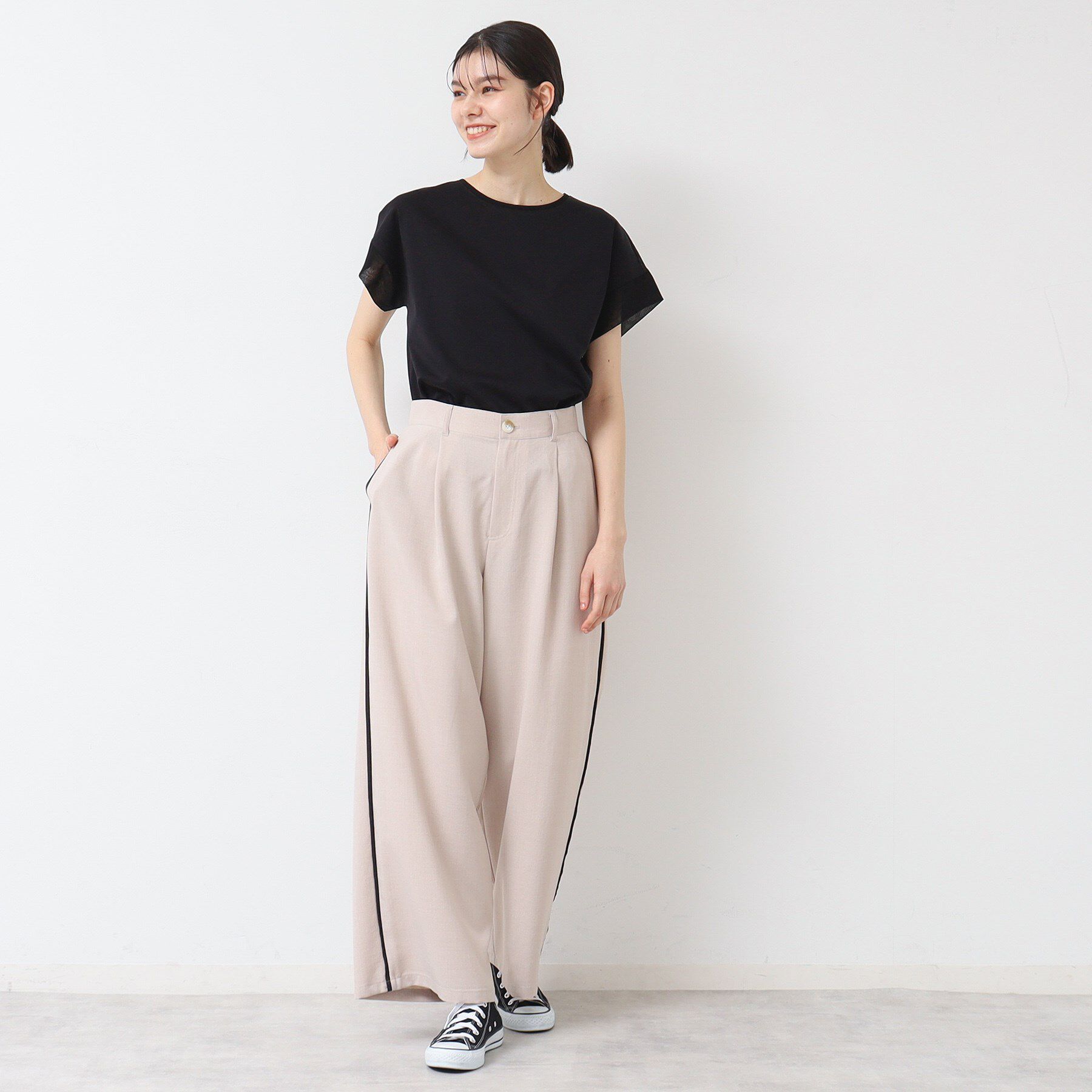 Dessin「【シリーズ累計8万枚！選べる5サイズ/6色展開/洗える】美光沢カットソー【オンにもオフにもちょうどい」|Tシャツ・カットソー|