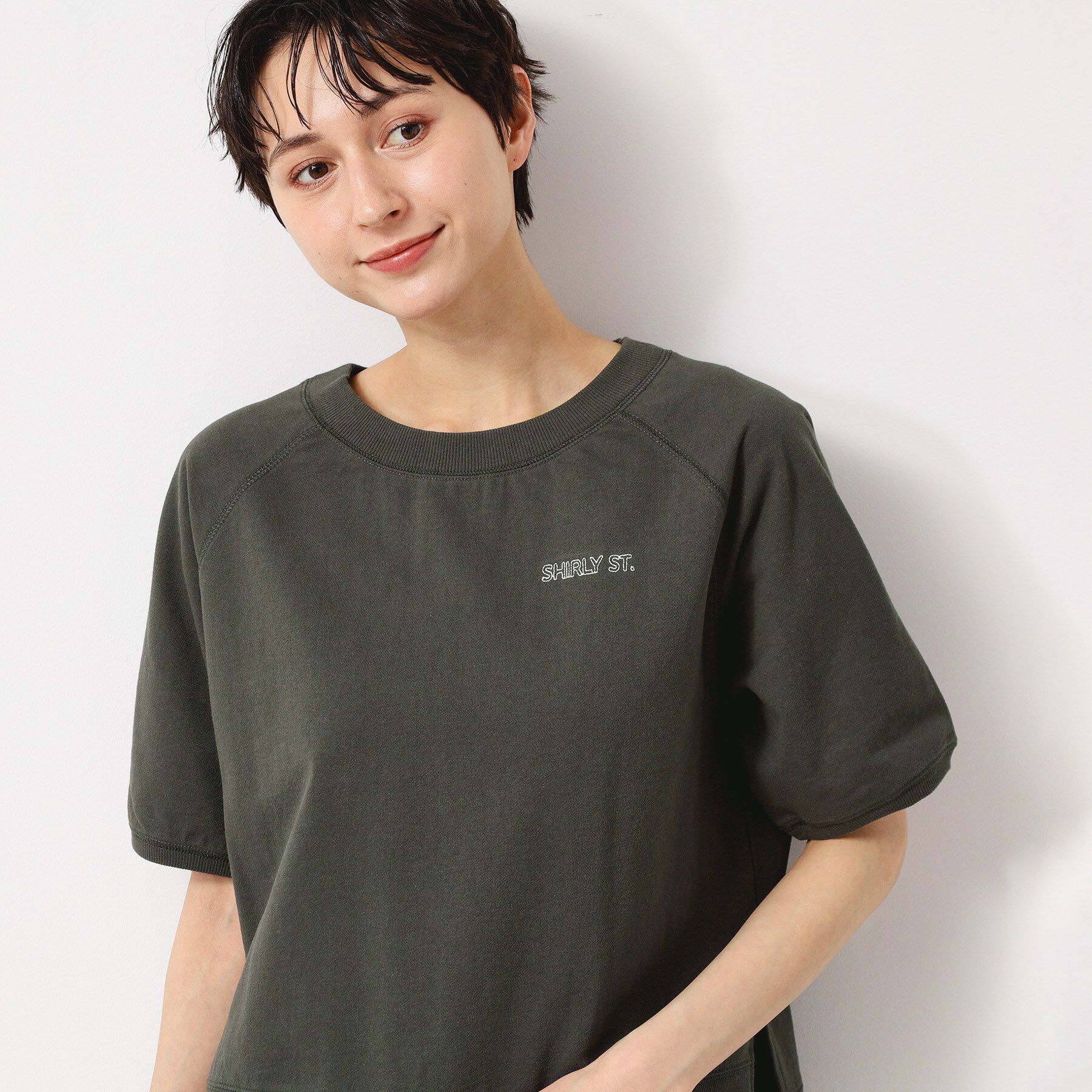 Dessin「【洗える】クロップド丈ポイントロゴ入りカットソー（S～L）」|Tシャツ・カットソー|