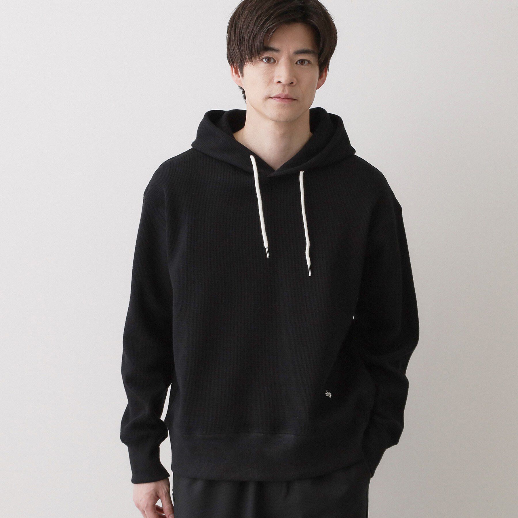 Dessin「【ユニセックス/洗える】ワッフルフードスウェット」|パーカー|ブラック(019)