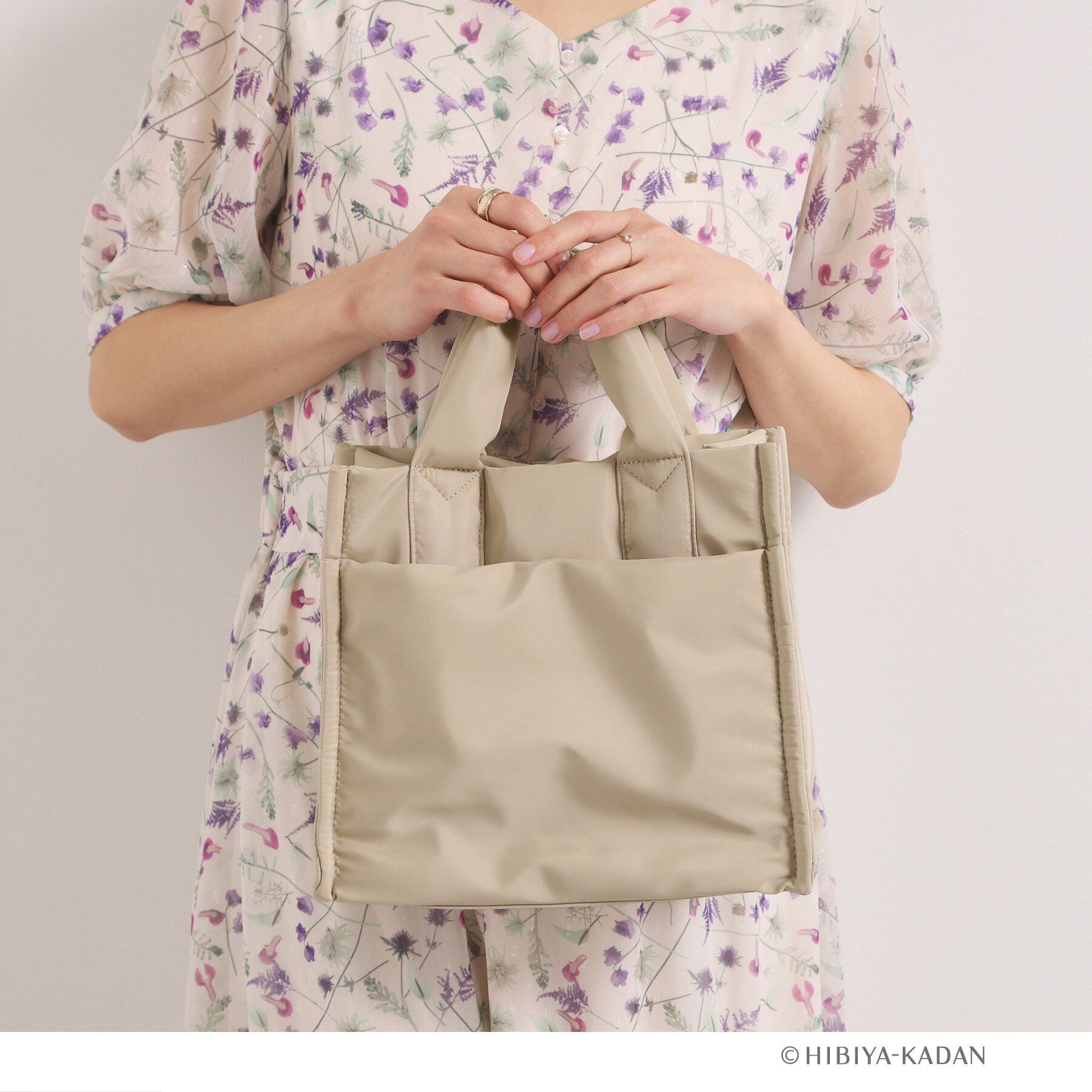 ITS&rsquo;DEMO「【ITS&rsquo;DEMO &times; HIBIYA－KADAN】2WAYトート」|トートバッグ|ライトベージュ(05