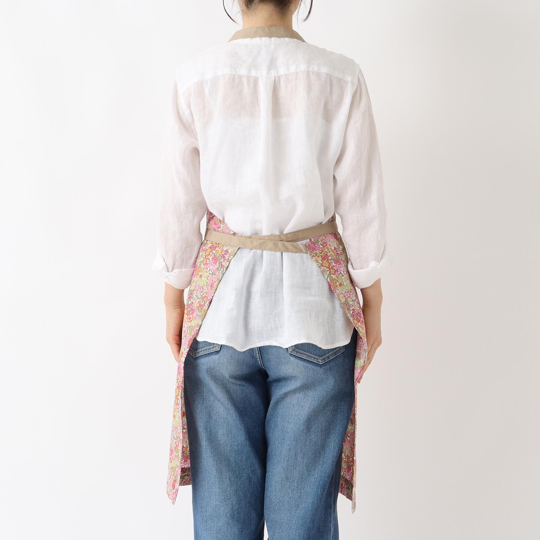 212 KITCHEN STORE「エプロン マーガレットアニー PK ＜フローレットロンドン ＞」|食器・キッチングッズ|