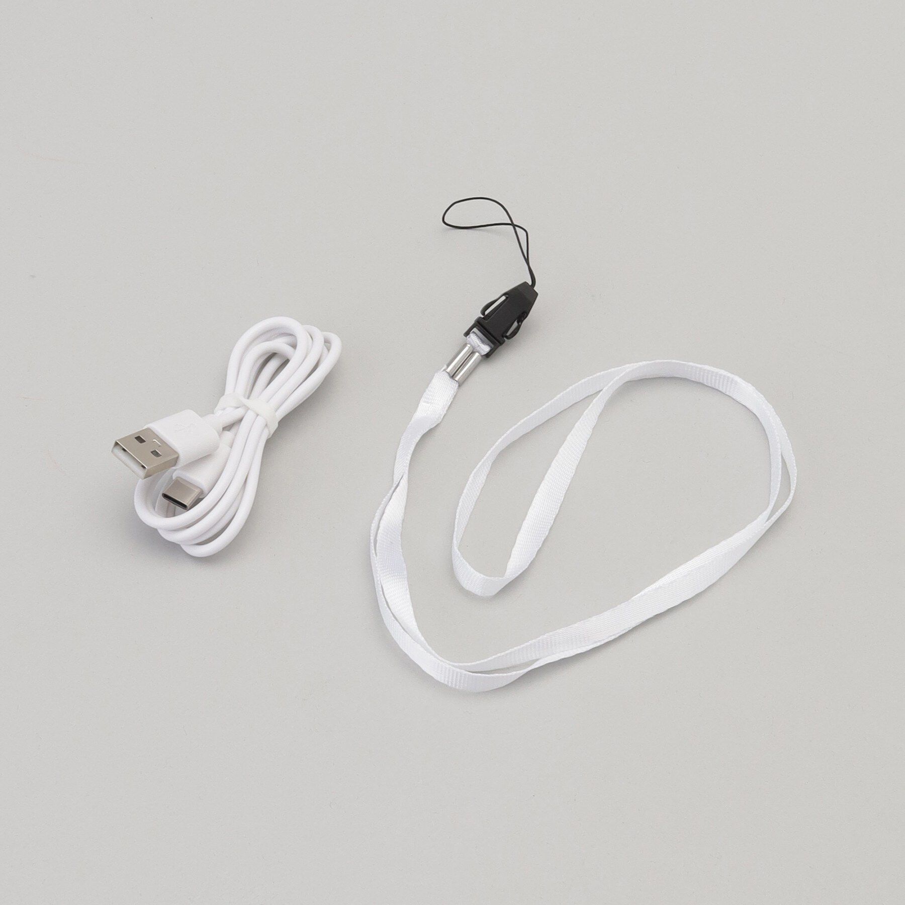 212 KITCHEN STORE「強風くん ミニハンディファン WH」|その他|