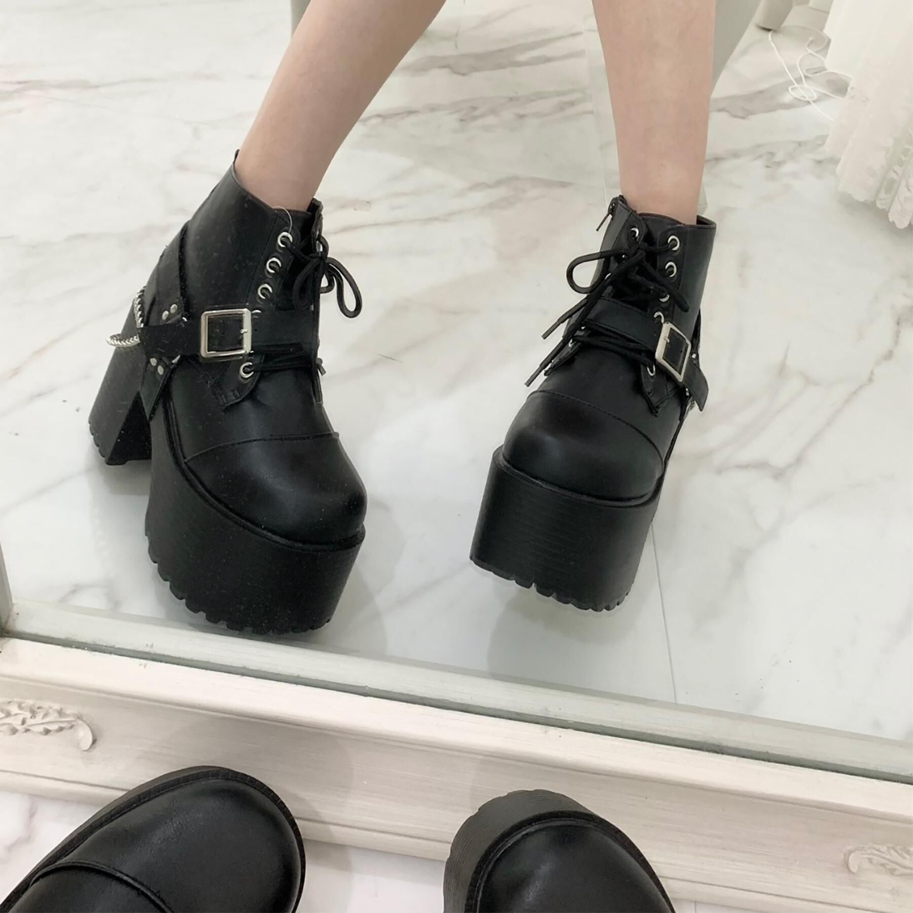 csT&P「ベルト取り外し可厚底ベルト付きブーツ」|ショートブーツ|