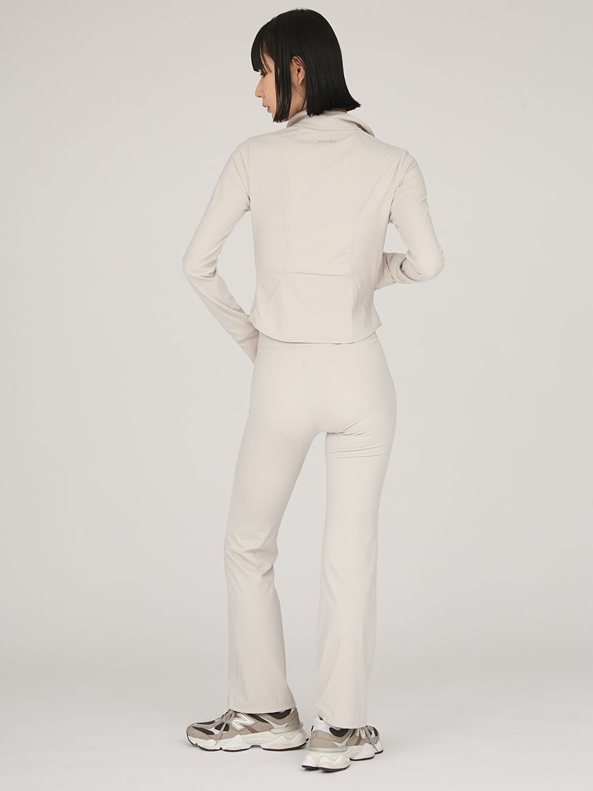 emmi yoga「サステナレッチUnity フットネスジャケット」|アウトドア|