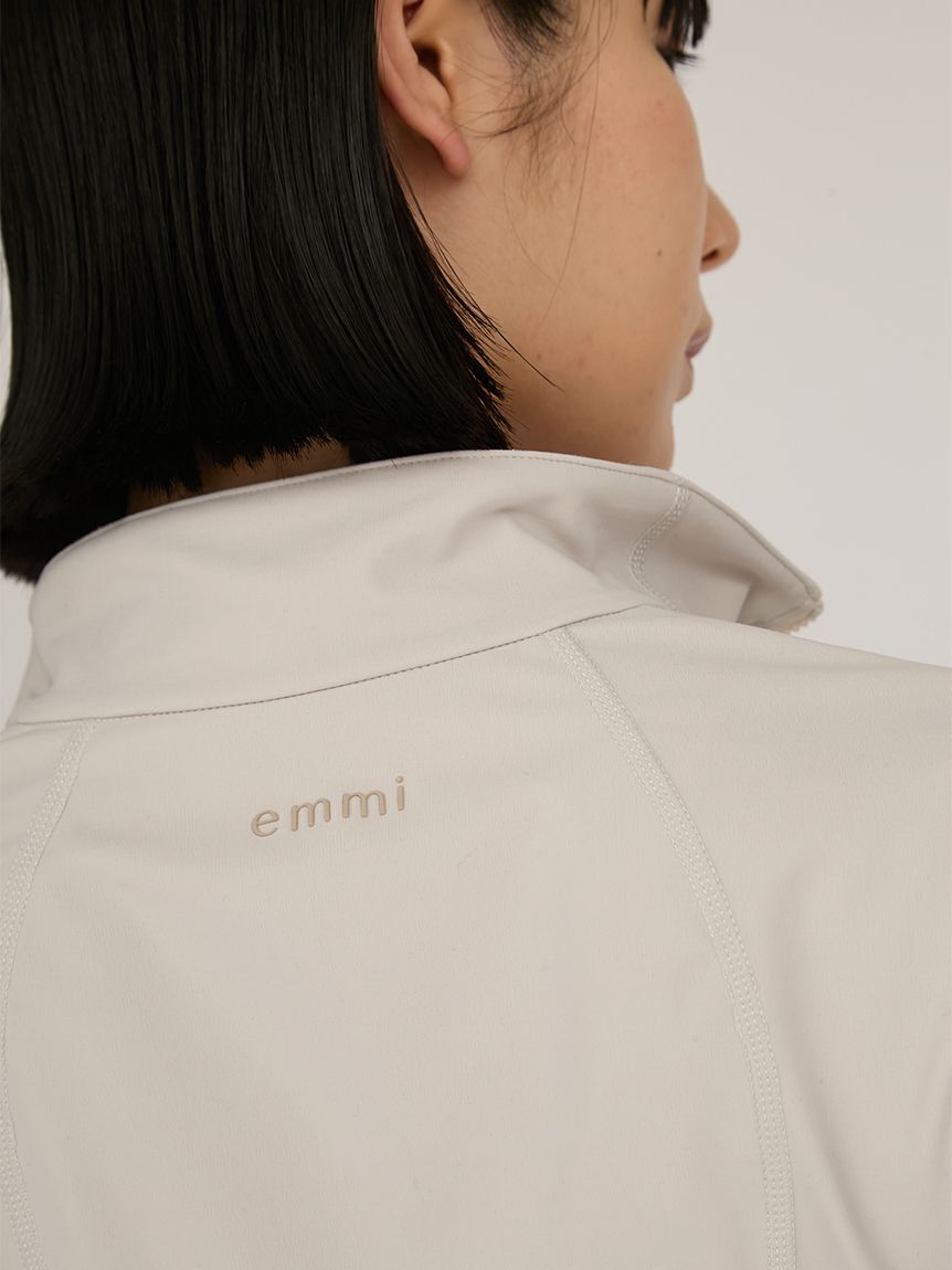 emmi yoga「サステナレッチUnity フットネスジャケット」|アウトドア|