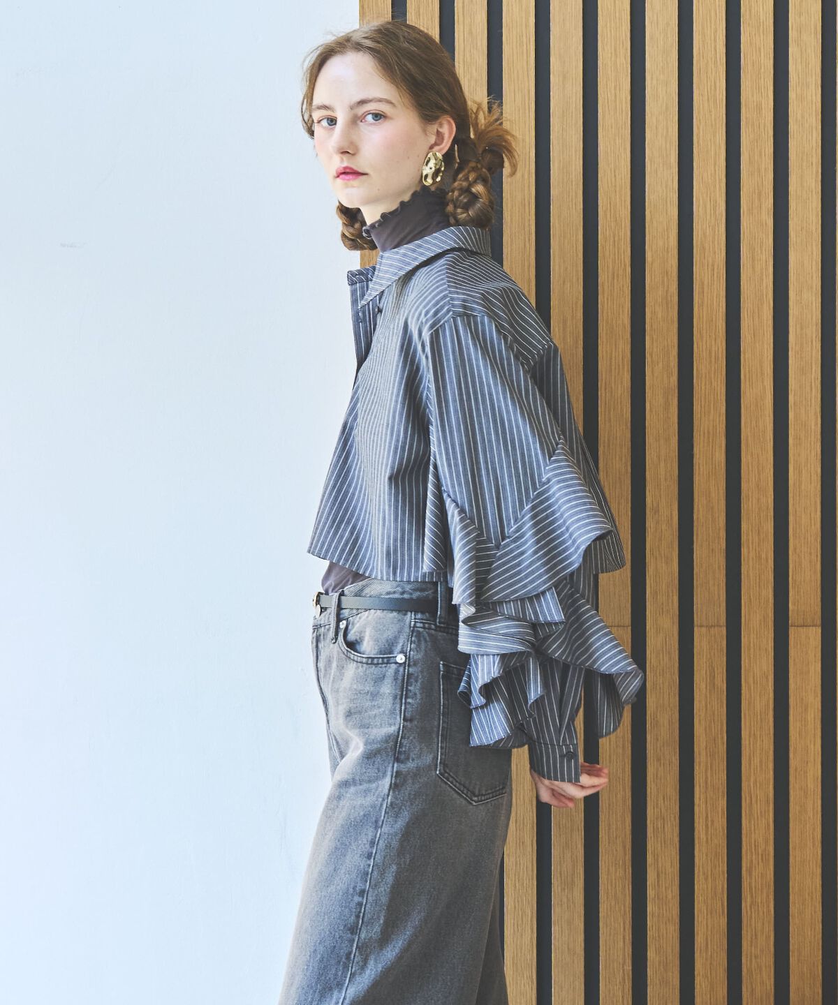 アンドクチュール「ストライプアシメフリルクロップドシャツ」|シャツ・ブラウス|