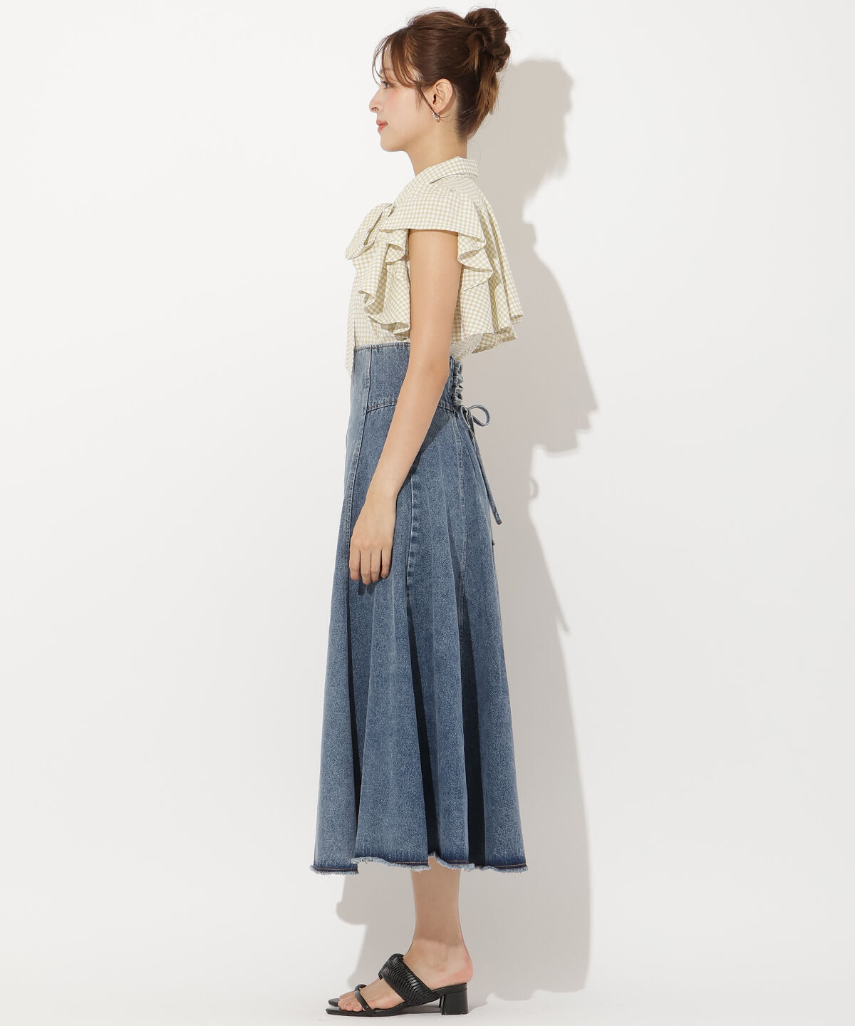 アンドクチュール「ギンガムサッカーフリルブラウス」|シャツ・ブラウス|