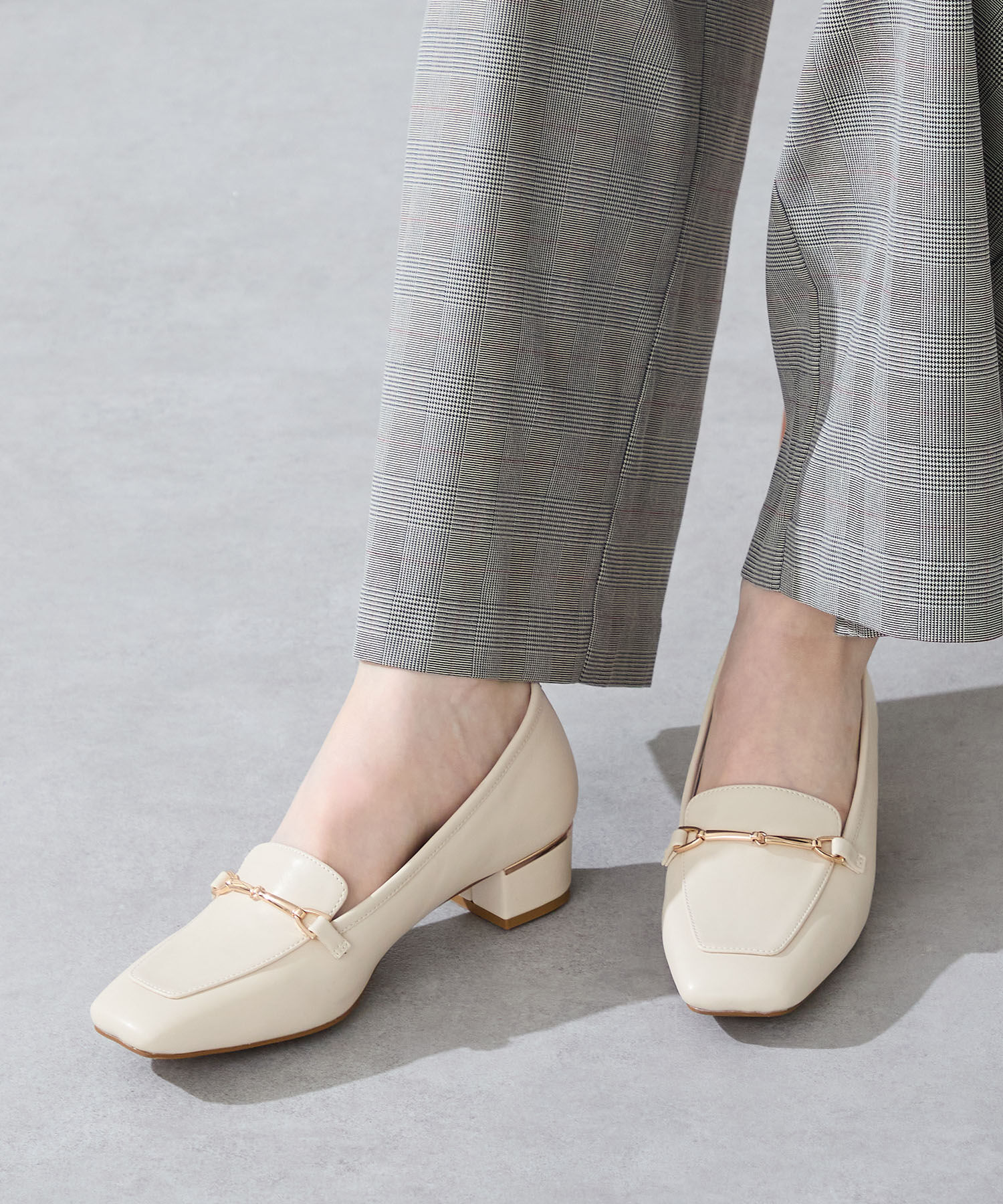 WA Oriental TRaffic「メタリックラインビット ヒール ローファー /52301 通勤靴 オフィス」|パンプス|