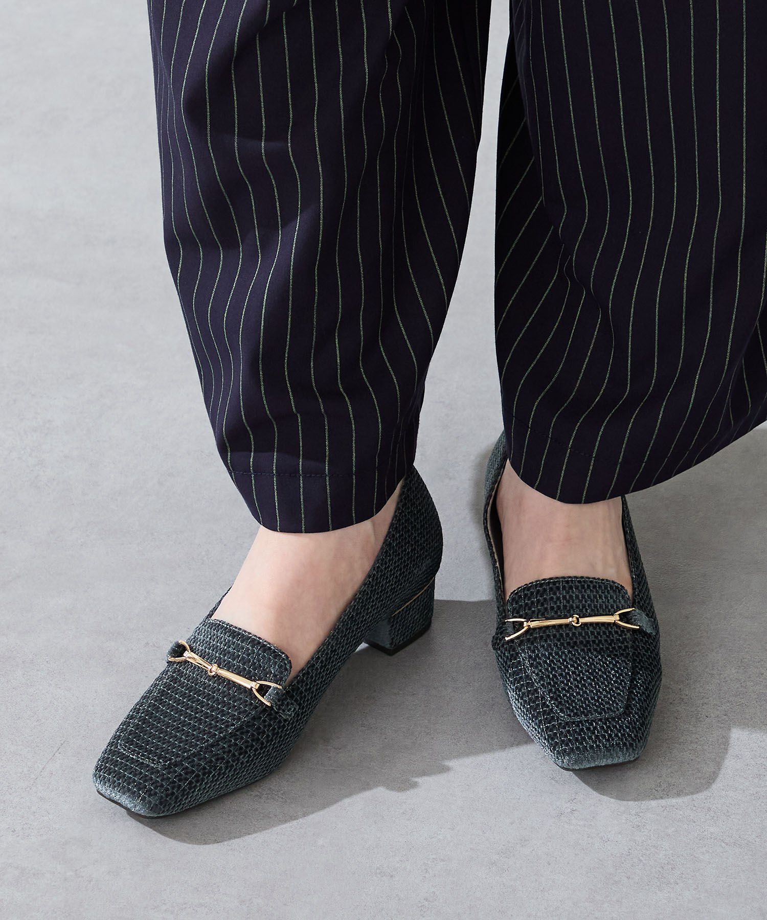 WA Oriental TRaffic「メタリックラインビット ヒール ローファー /52301 通勤靴 オフィス」|パンプス|BLUE