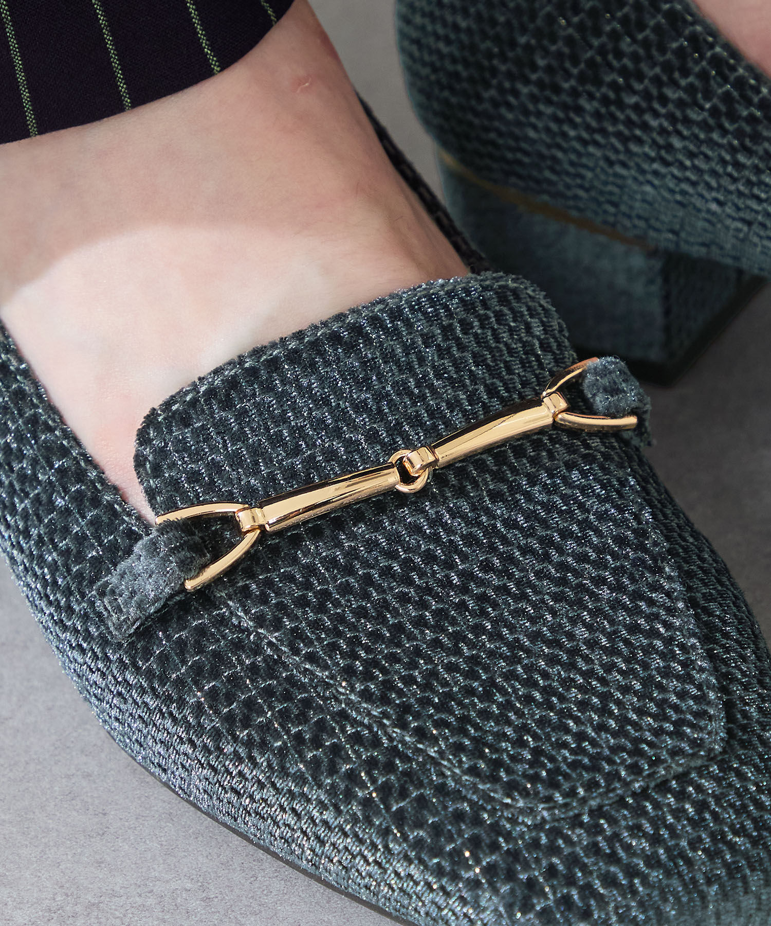 WA Oriental TRaffic「メタリックラインビット ヒール ローファー /52301 通勤靴 オフィス」|パンプス|