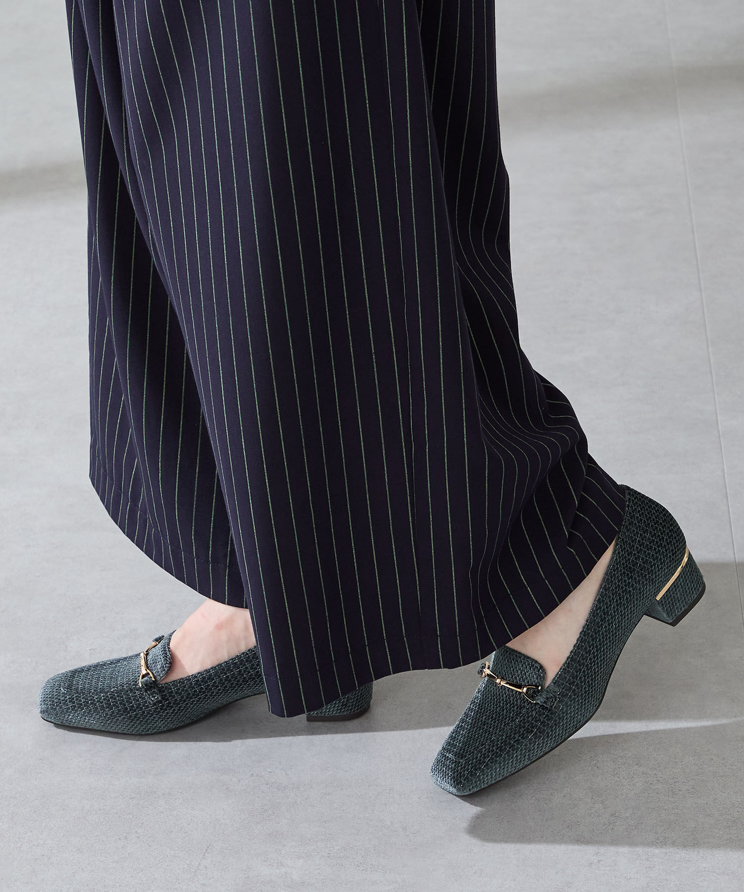 WA Oriental TRaffic「メタリックラインビット ヒール ローファー /52301 通勤靴 オフィス」|パンプス|