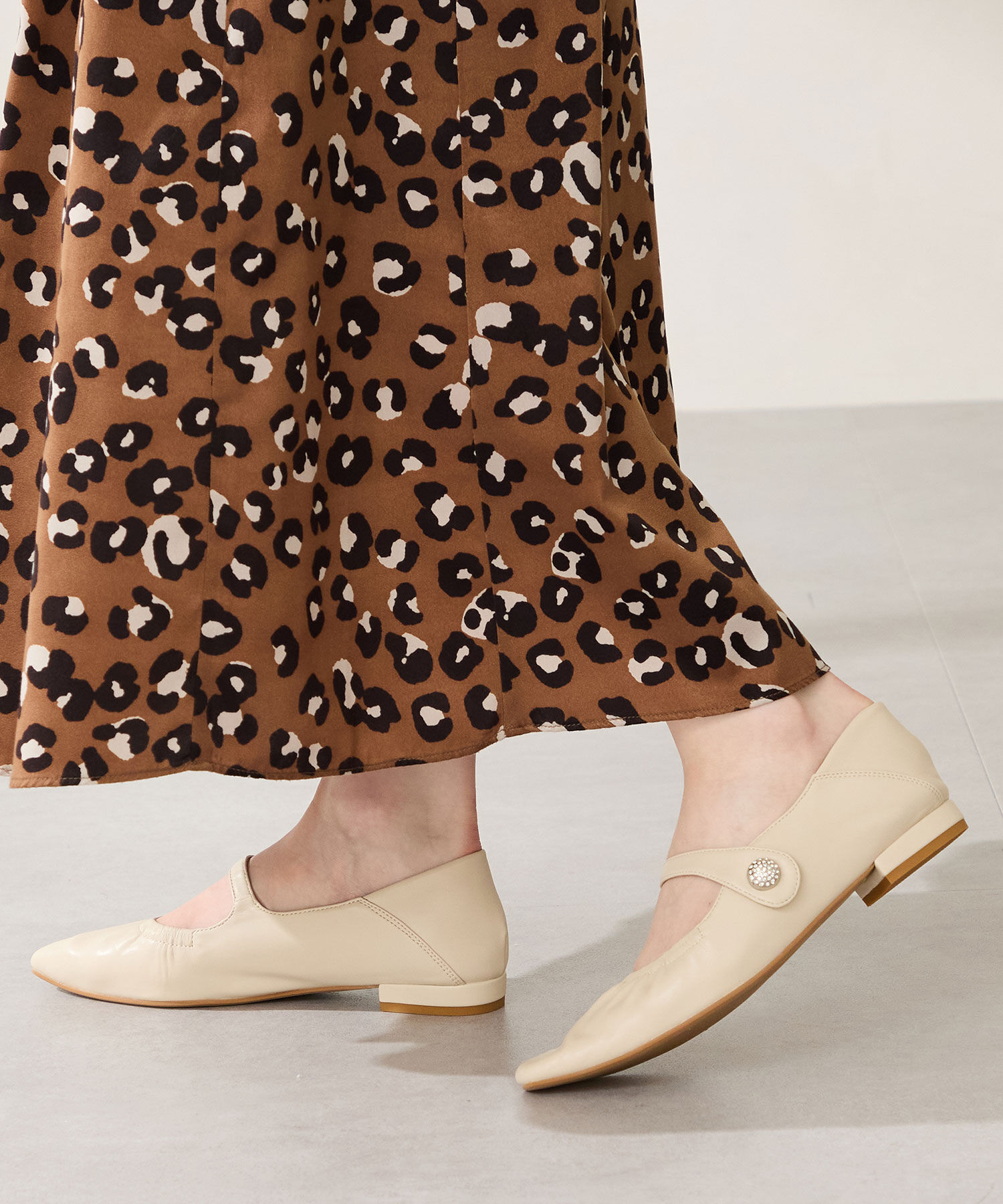 WA Oriental TRaffic「ギャザーデザインメリージェーン パンプス /52316 フラット 通勤靴 ストラップパンプス」|パンプス|