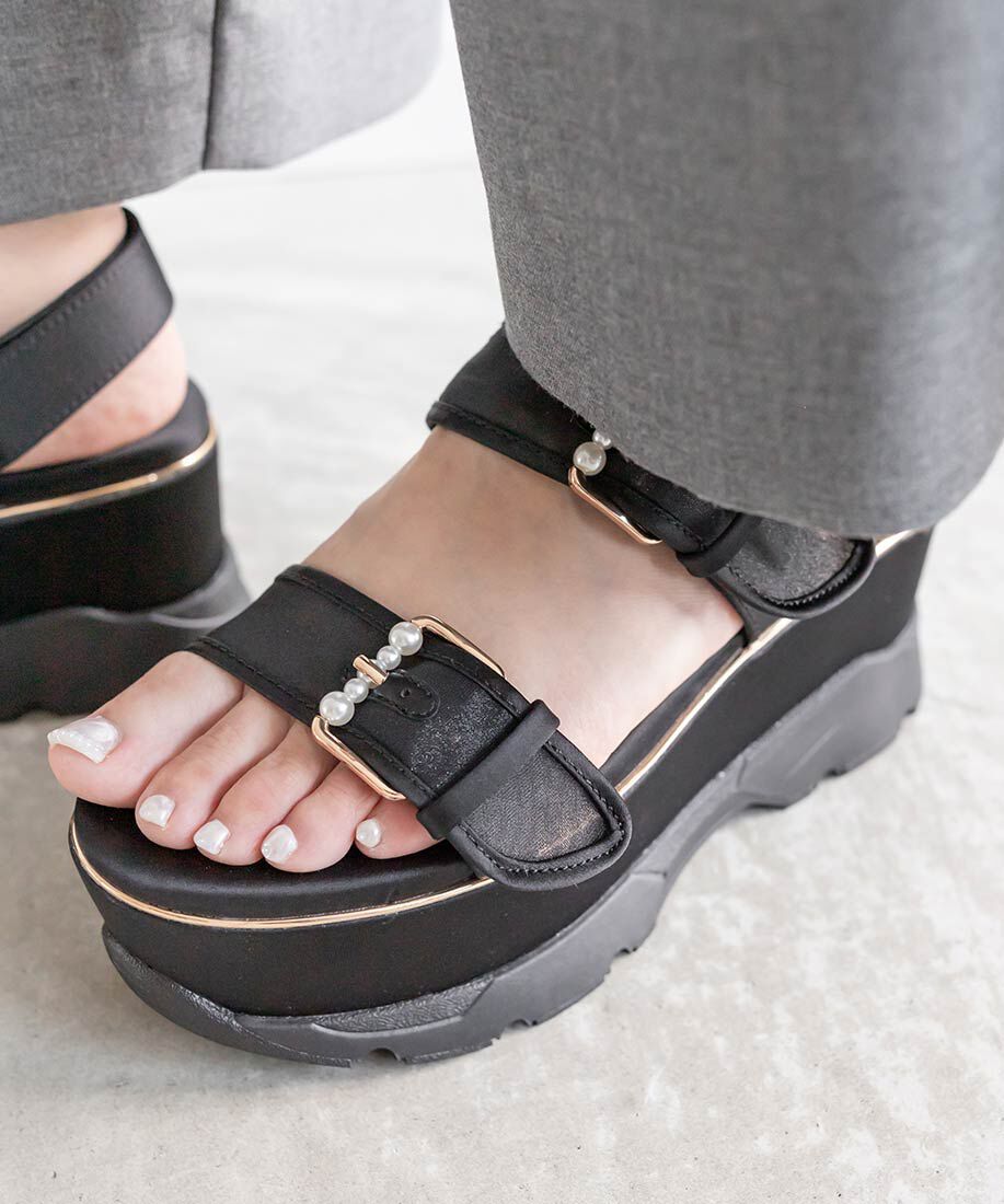  「パールバックルボリュームソールスポーツサンダル」|サンダル|